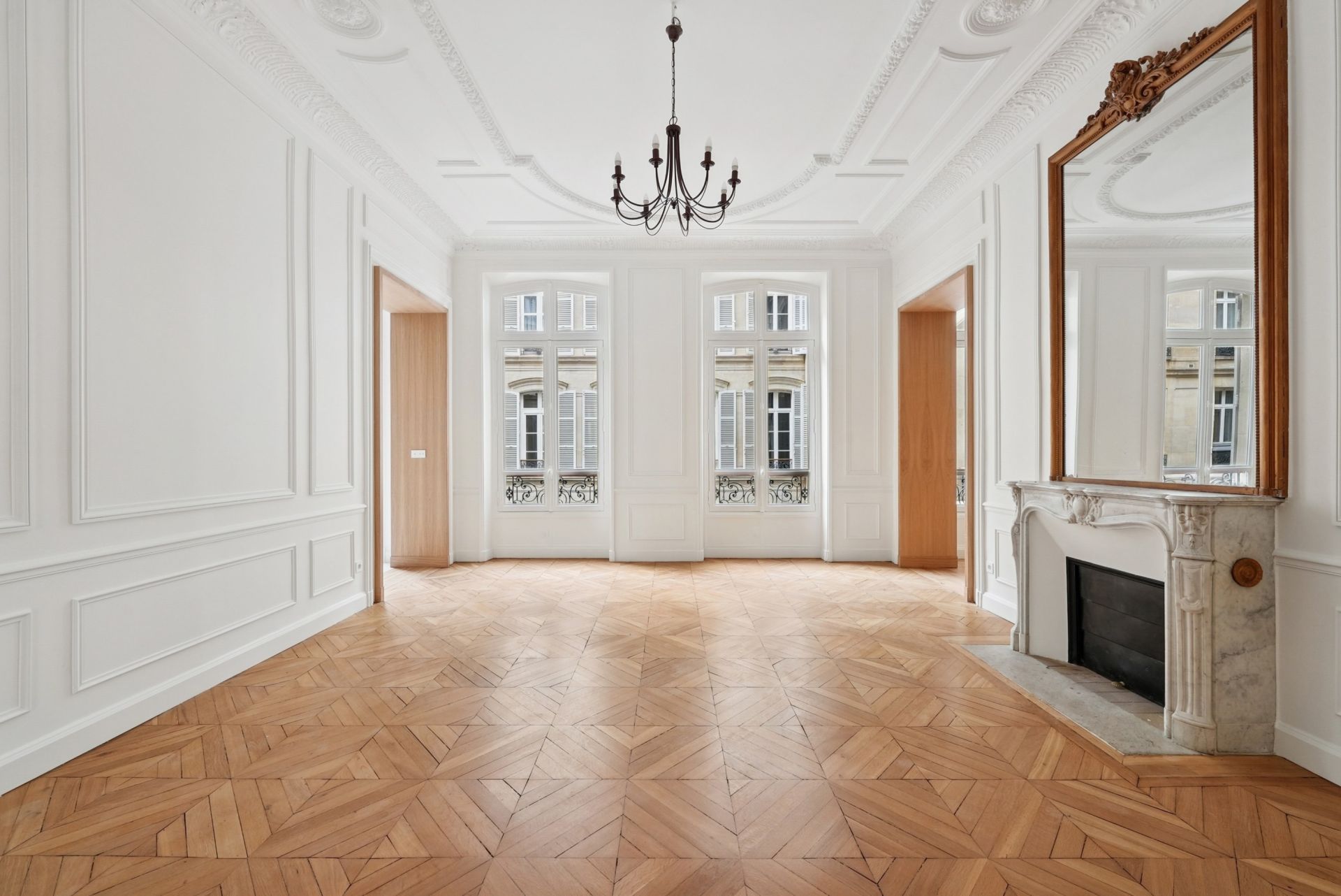 appartement 6 Pièces en vente sur PARIS (75008)