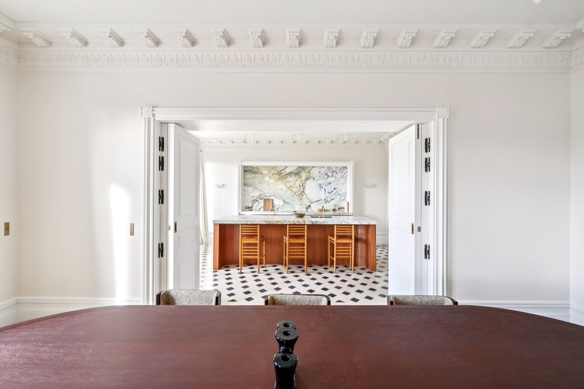 apartment 6 Rooms for sale on PARIS (75006)