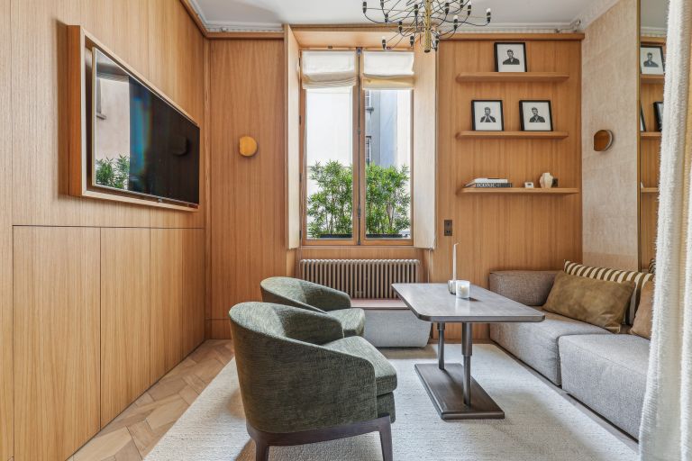 apartment 1 room for sale on PARIS (75007)
