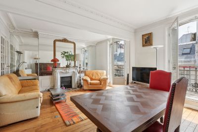 Vente Appartement Paris 9 4&nbsp;Pièces 65&nbsp;m²