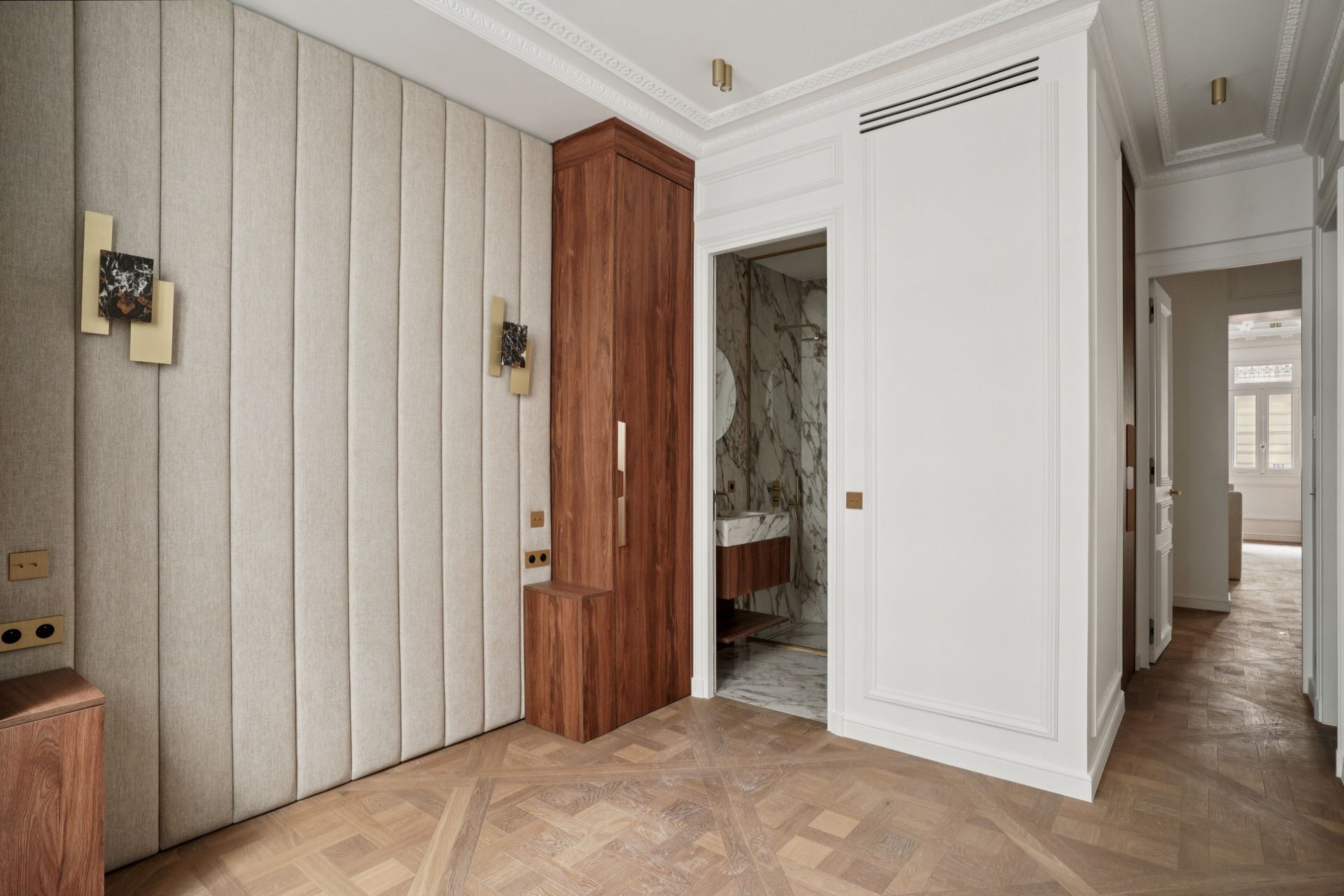 apartment 4 Rooms for sale on PARIS (75008)