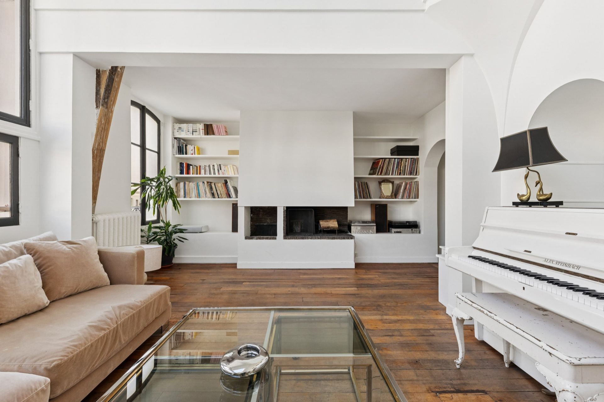 apartment 7 Rooms for sale on PARIS (75009)