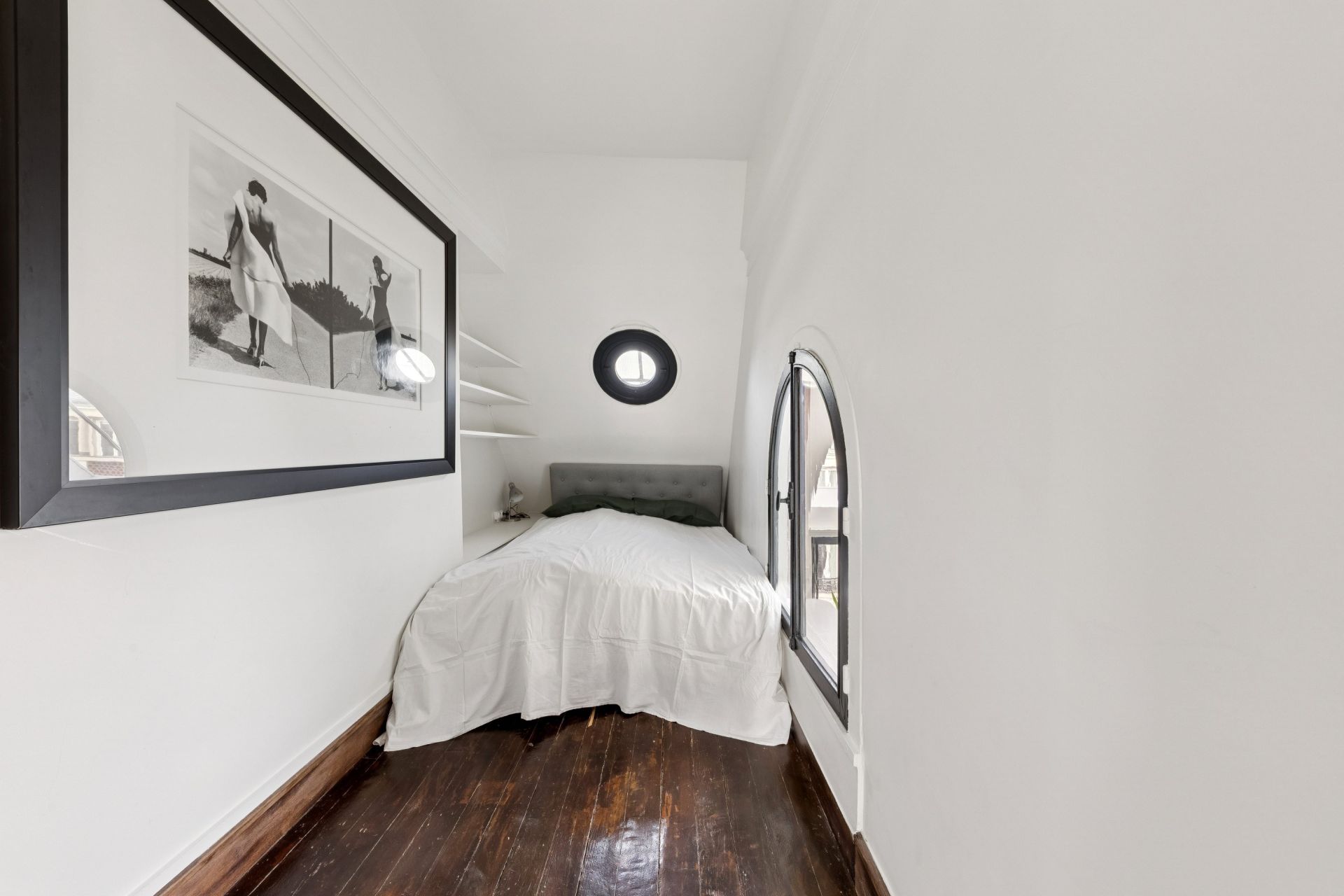 apartment 7 Rooms for sale on PARIS (75009)