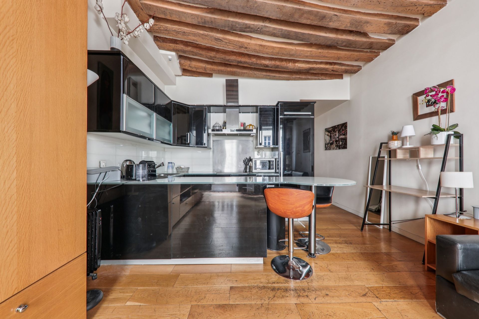 studio for sale on PARIS (75006)