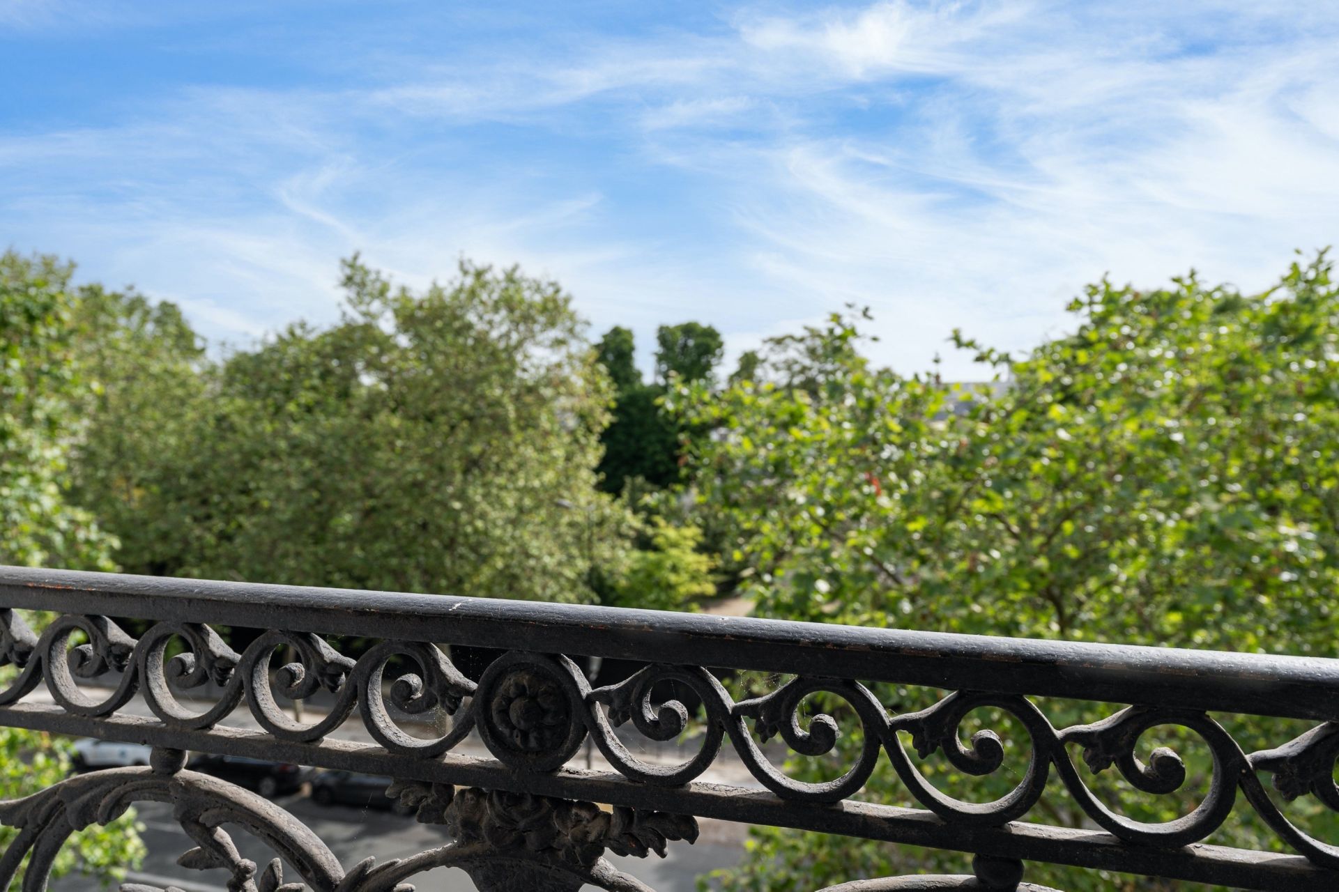 apartment 5 Rooms for sale on PARIS (75007)