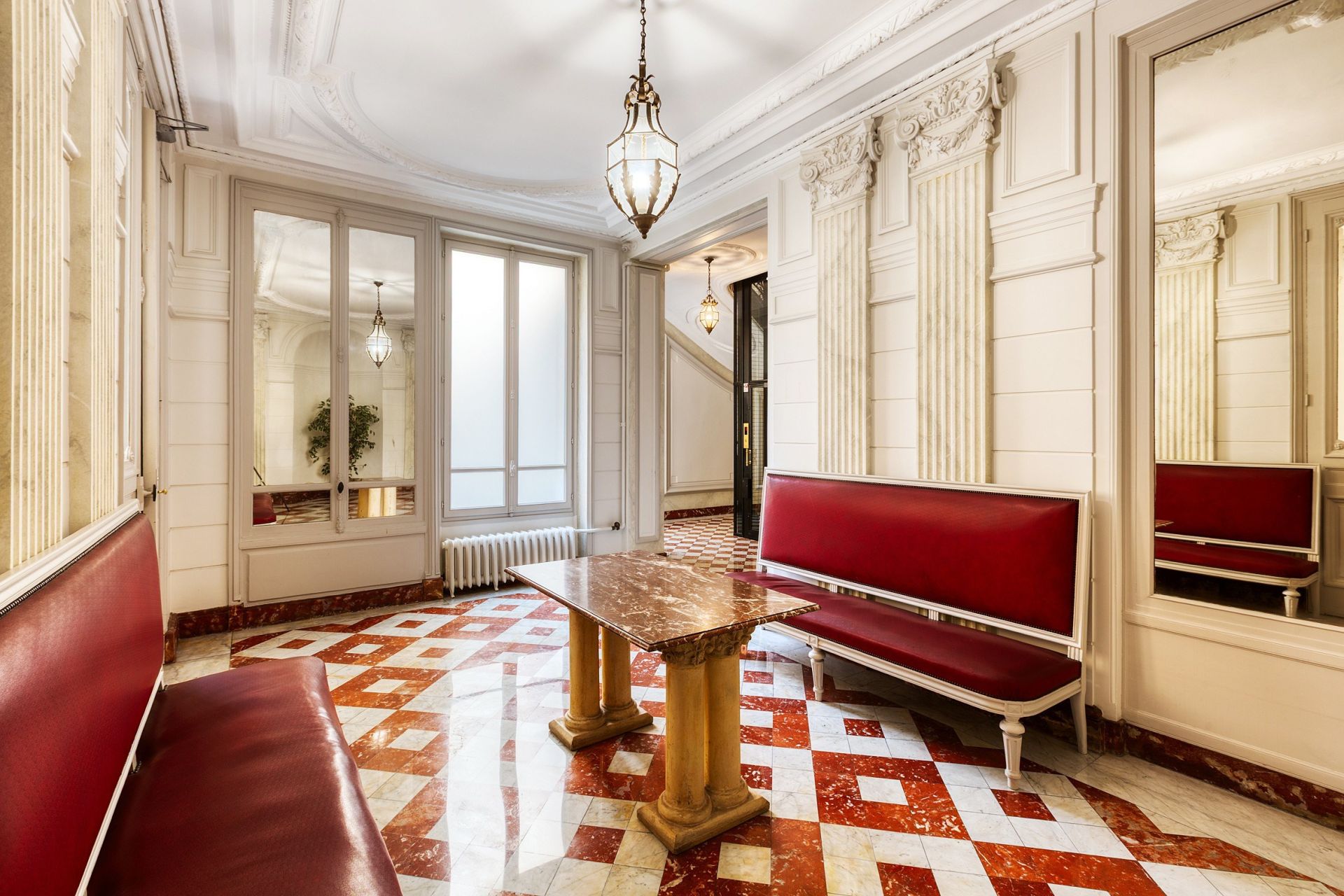 apartment 8 Rooms for sale on PARIS (75008)