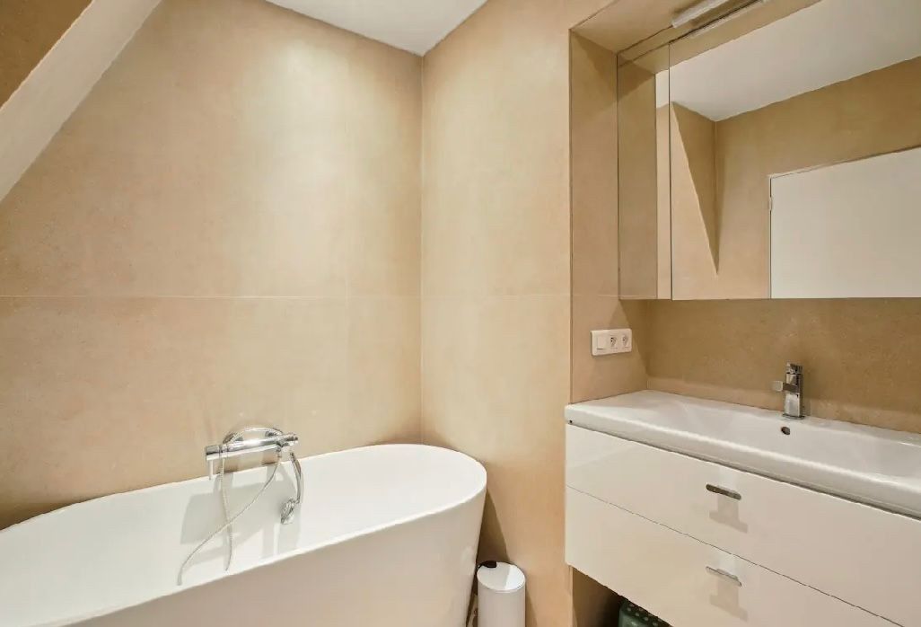 apartment 3 Rooms for sale on PARIS (75002)