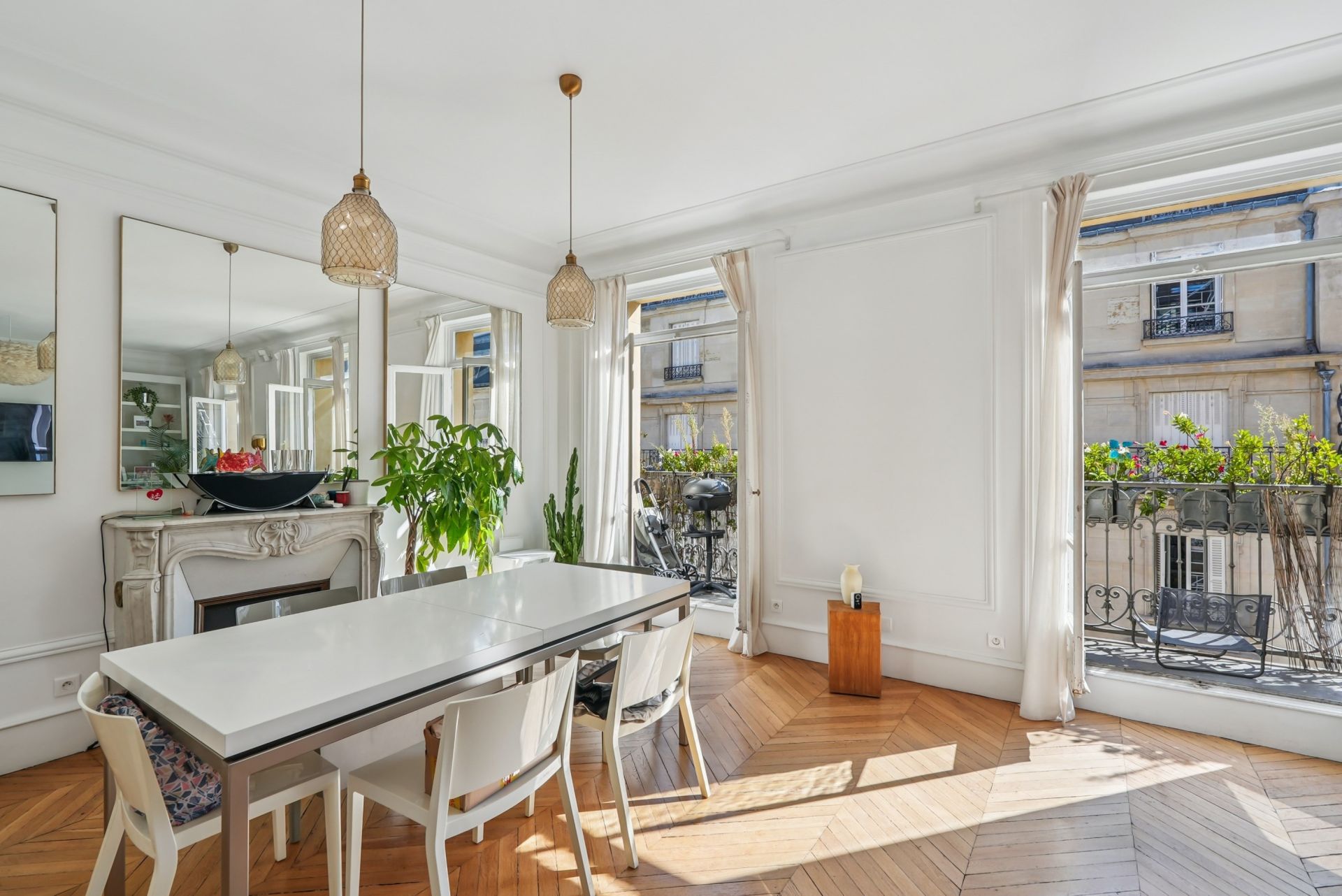 appartement 6 Pièces en vente sur PARIS (75008)