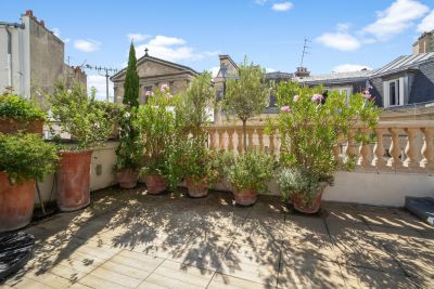 Sale Apartment Paris 10 6&nbsp;Rooms 277&nbsp;m²