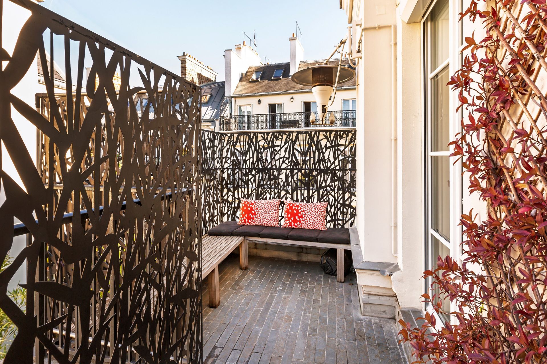 apartment 5 Rooms for sale on PARIS (75007)
