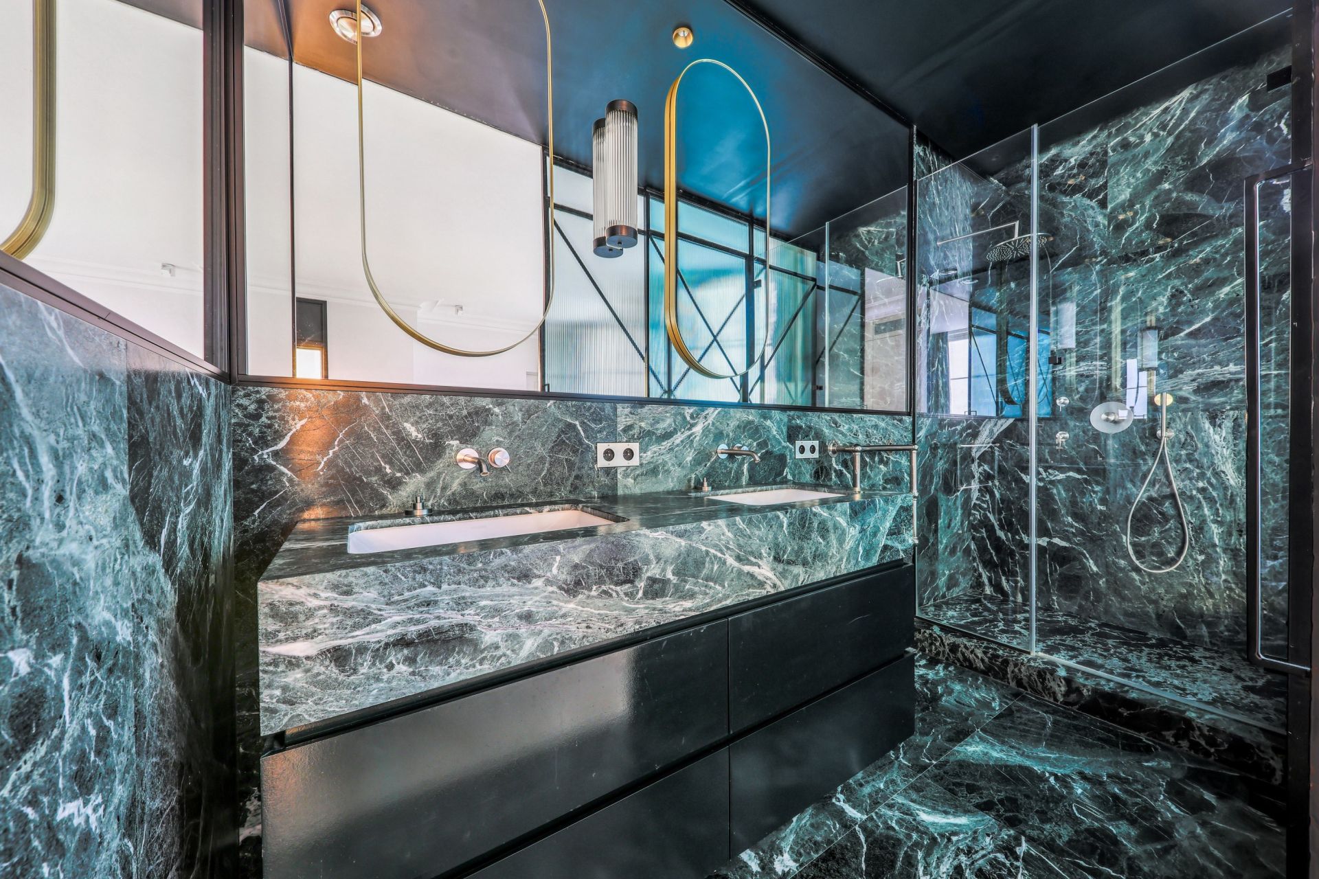 appartement 4 Pièces en vente sur PARIS (75007)