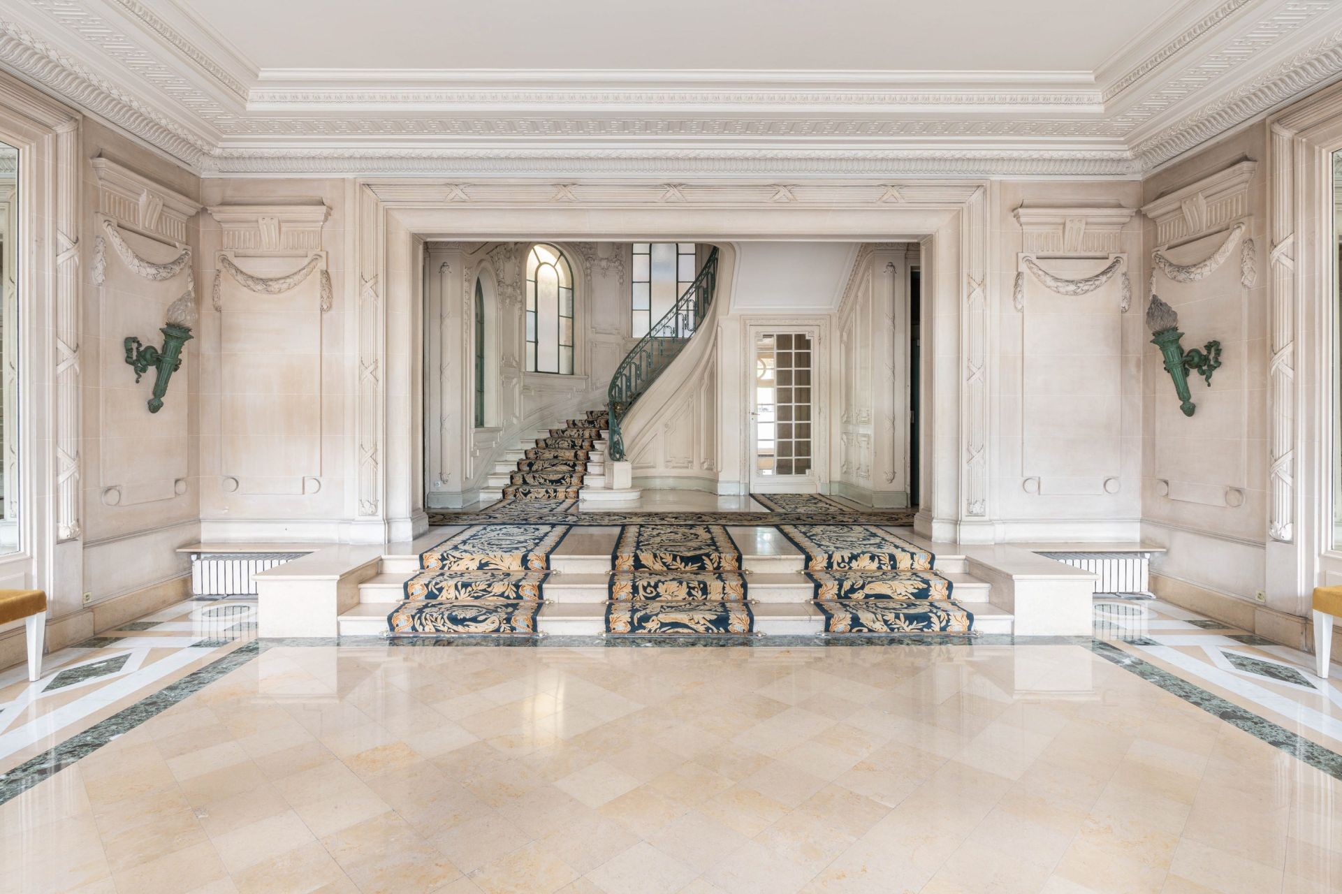 appartement 10 Pièces en vente sur PARIS (75007)