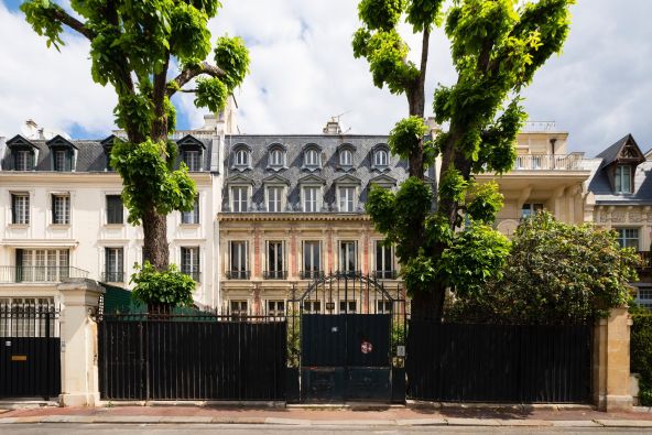 Vente Hôtel particulier Paris 16 11&nbsp;Pièces 672&nbsp;m²