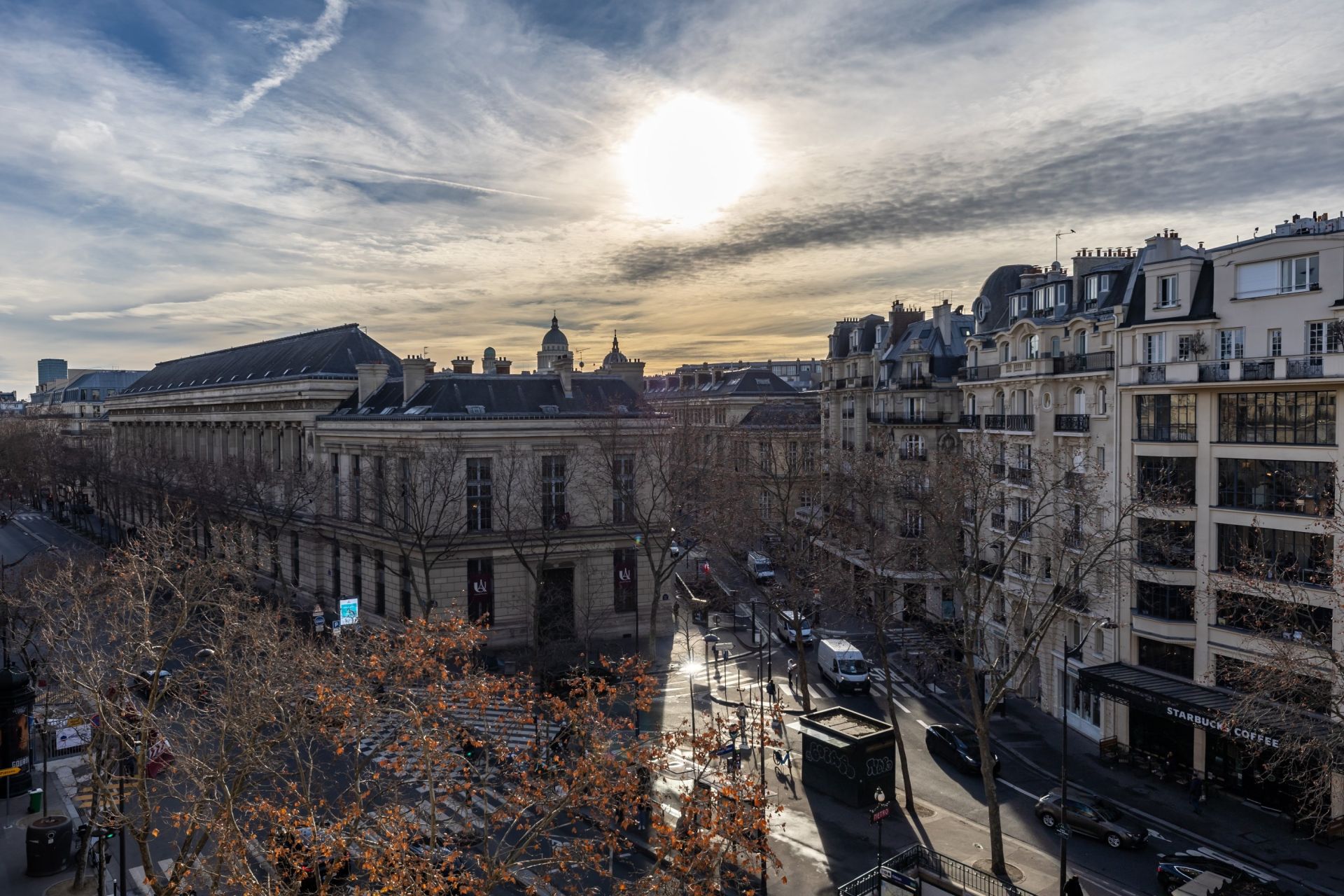 apartment 5 Rooms for sale on PARIS (75006)