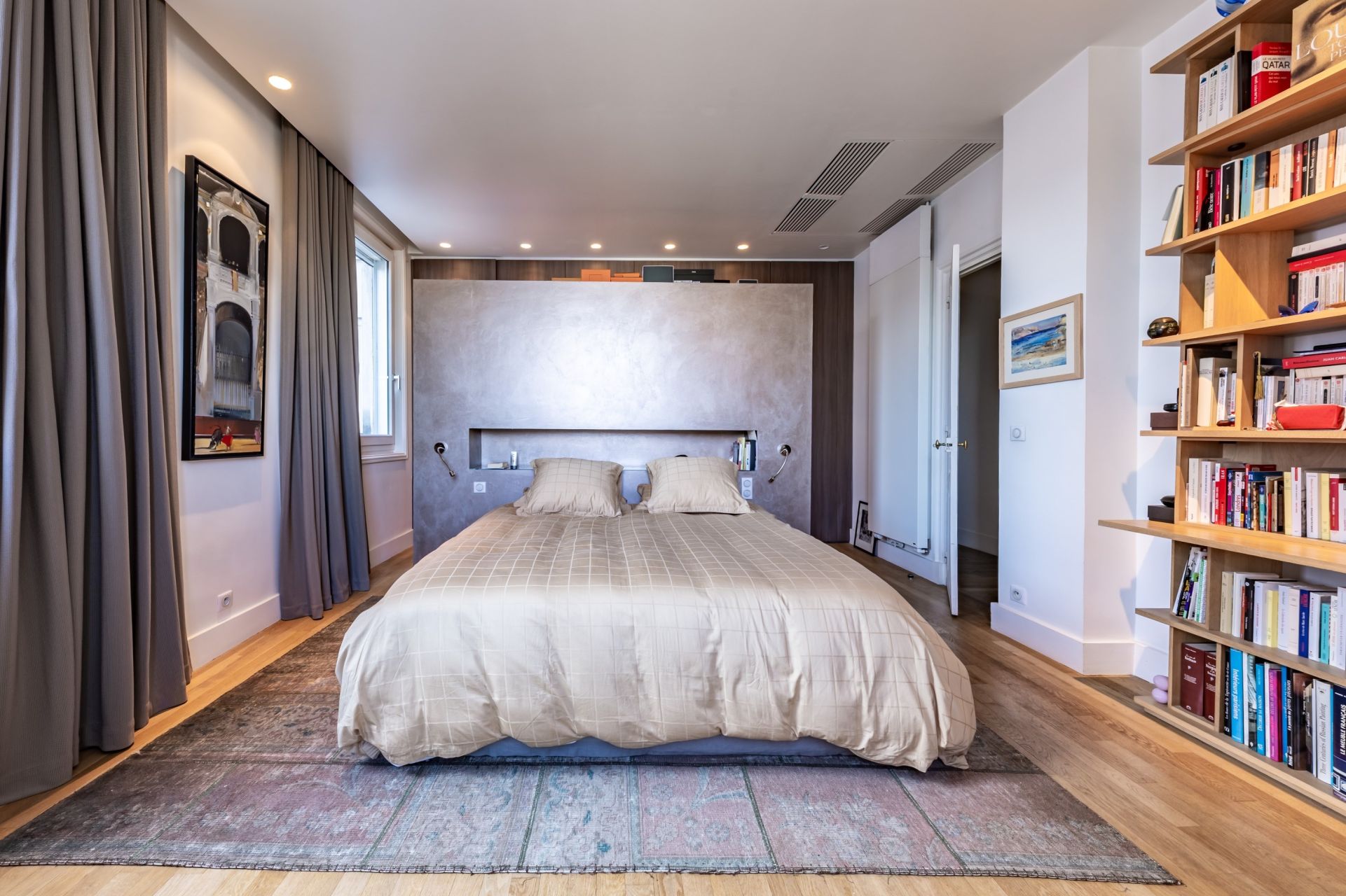 apartment 5 Rooms for sale on PARIS (75006)