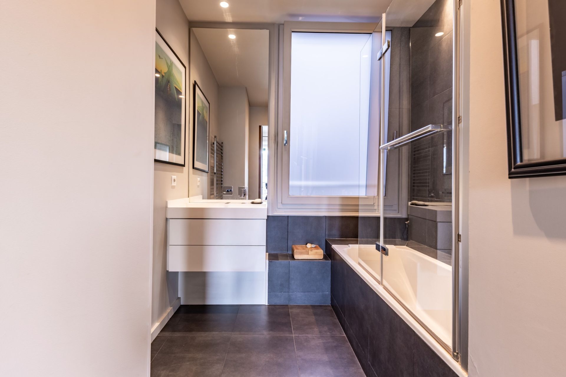 apartment 5 Rooms for sale on PARIS (75006)