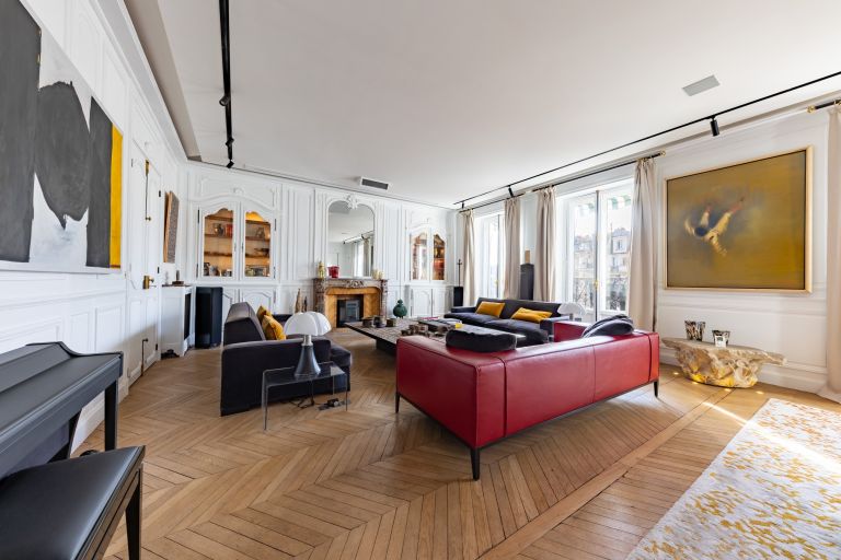 apartment 5 Rooms for sale on PARIS (75006)