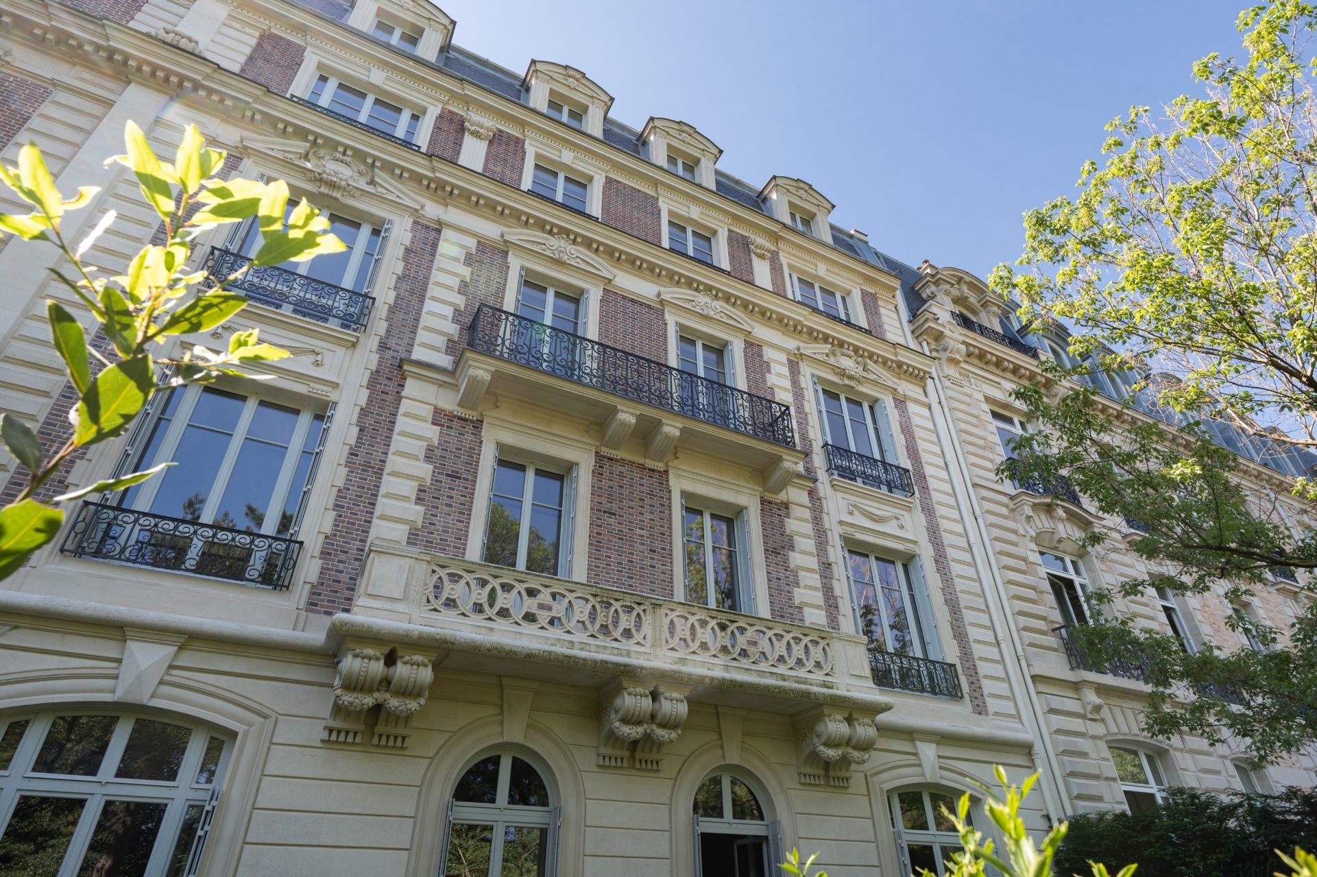 mansion (hôtel particulier) 20 Rooms for sale on PARIS (75008)