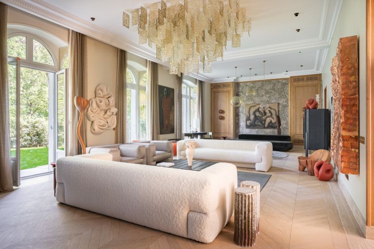 hôtel particulier 20 Pièces en vente sur PARIS (75008)