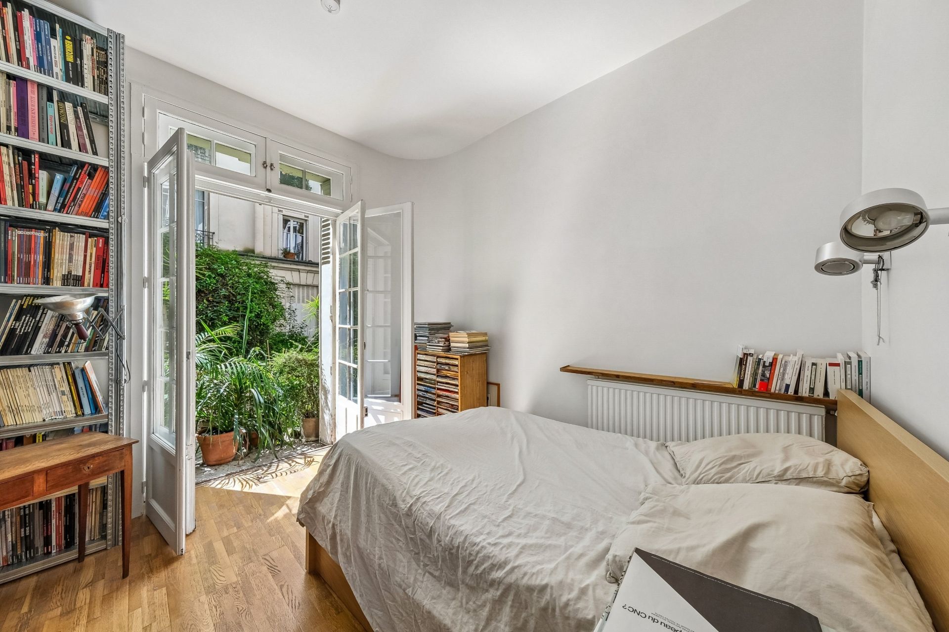 apartment 10 Rooms for sale on PARIS (75009)