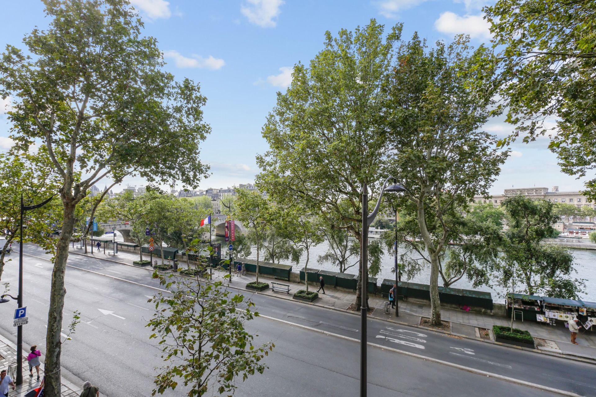 apartment 2 Rooms for sale on PARIS (75001)