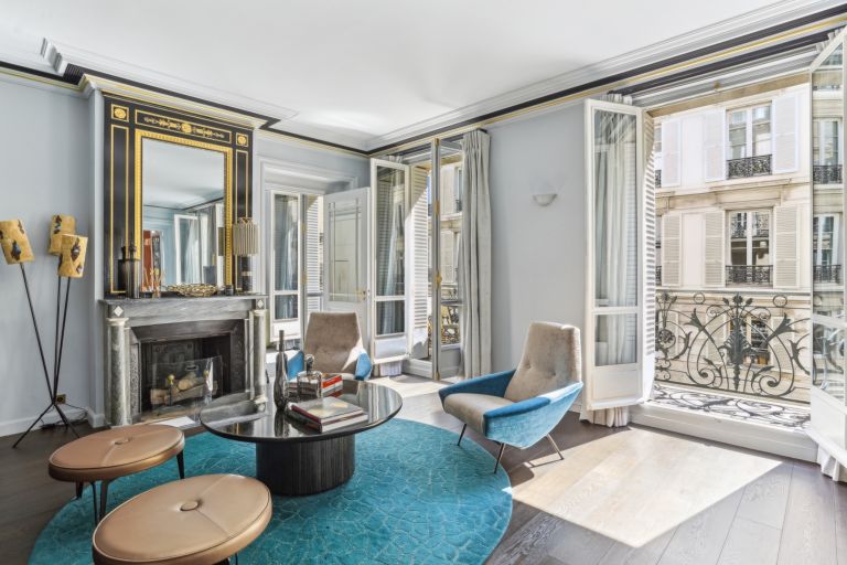 apartment 5 Rooms for sale on PARIS (75006)