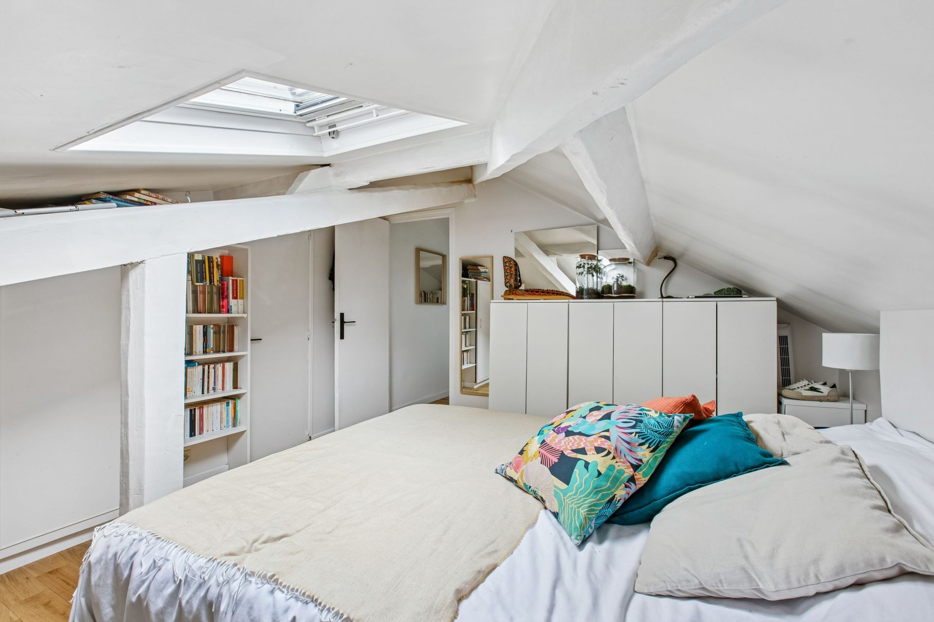 duplex 3 Rooms for sale on PARIS (75006)