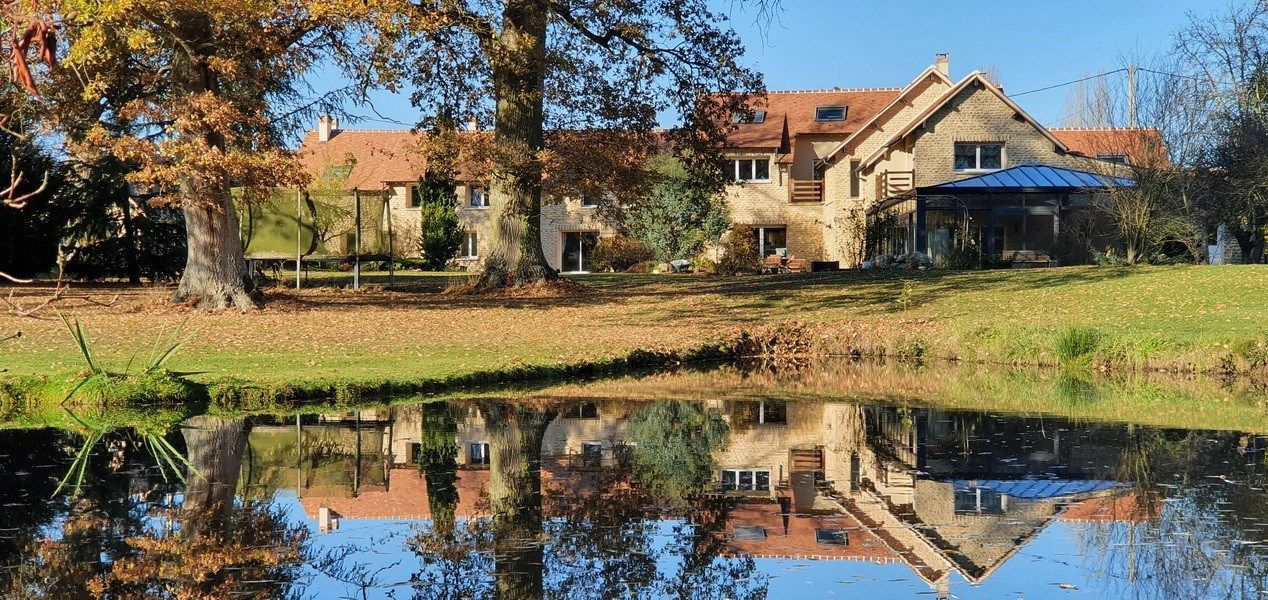 propriété 23 Pièces en vente sur ADAINVILLE (78113)