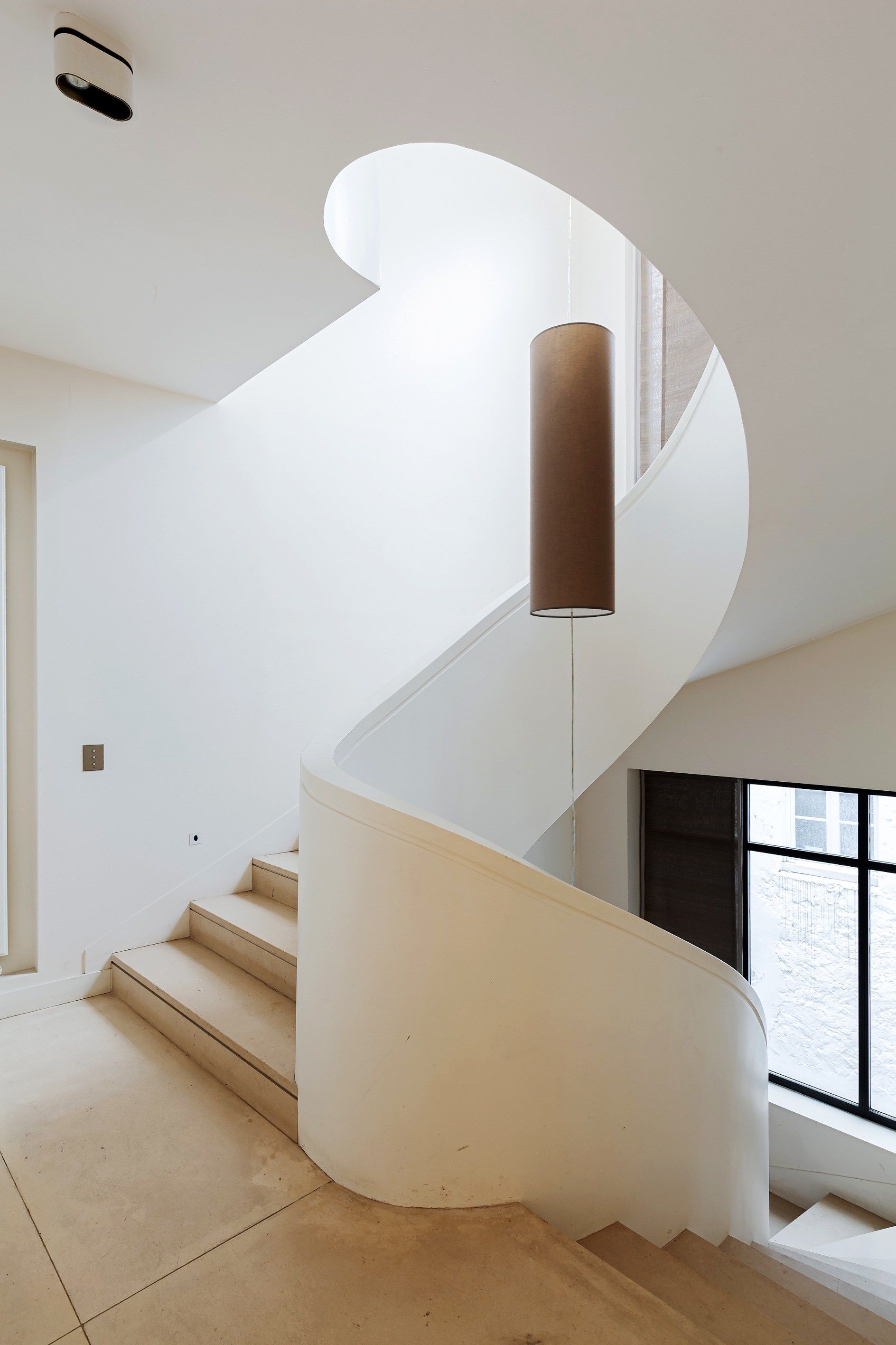 maison de ville 8 Pièces en vente sur PARIS (75006)