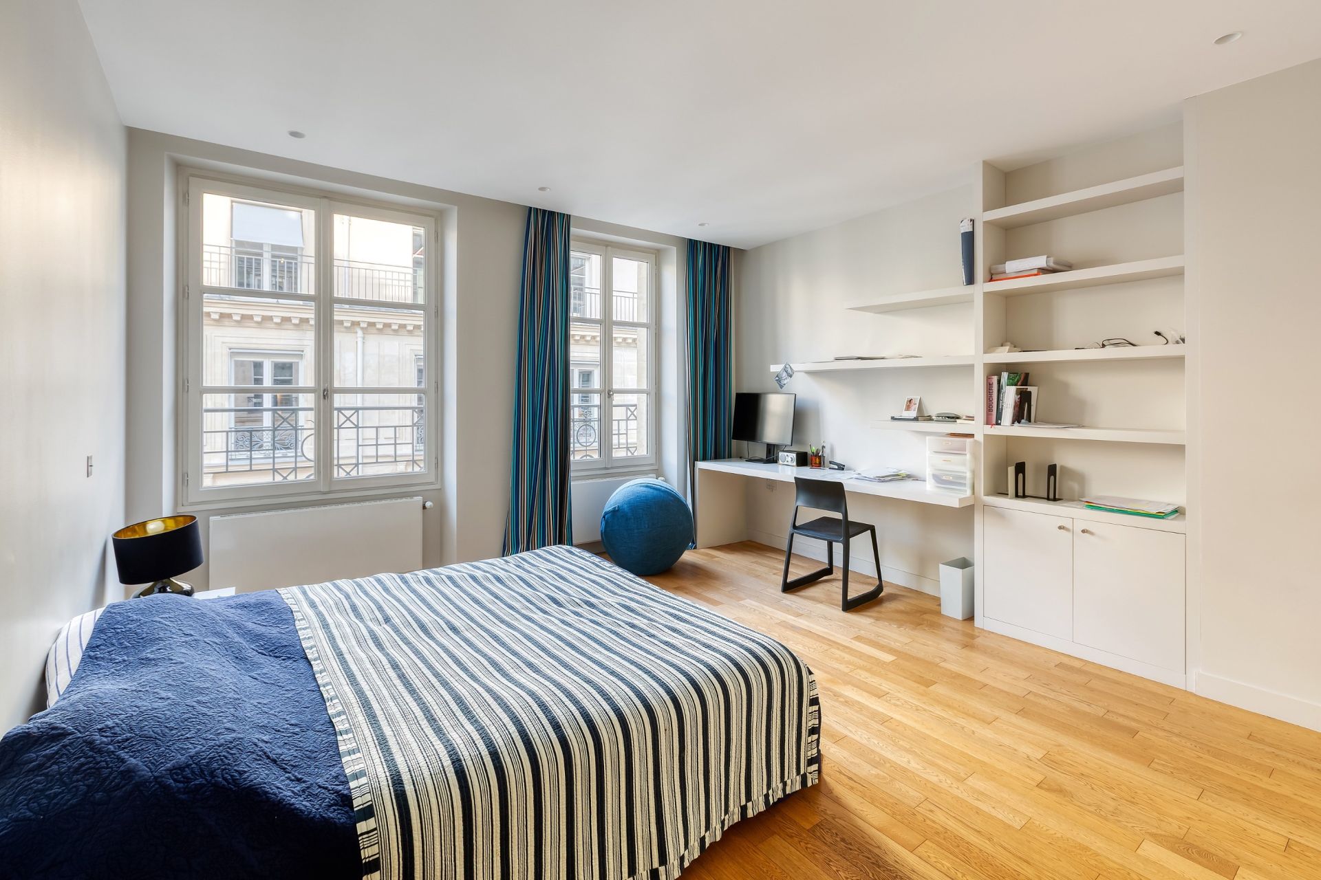maison de ville 8 Pièces en vente sur PARIS (75006)