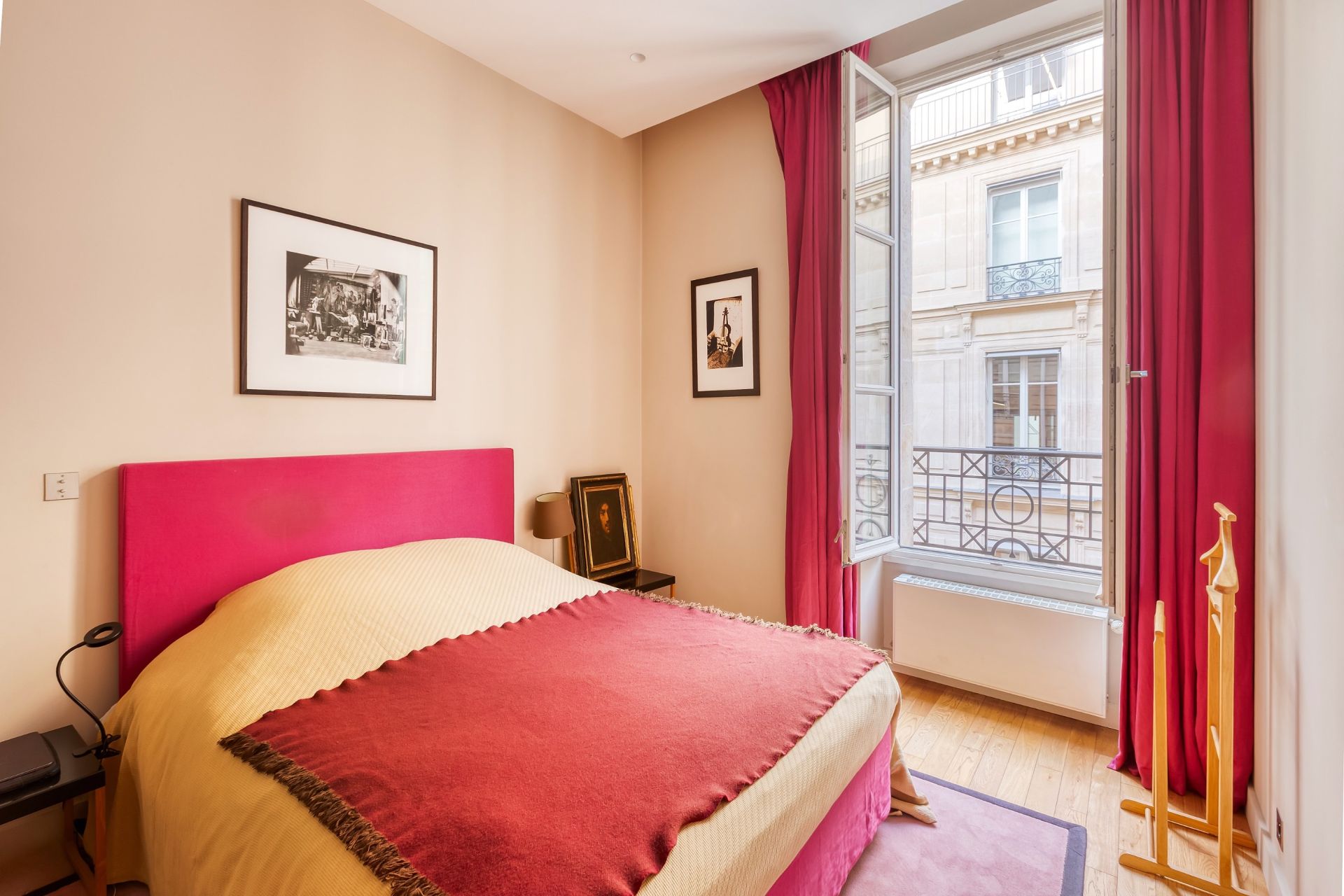maison de ville 8 Pièces en vente sur PARIS (75006)