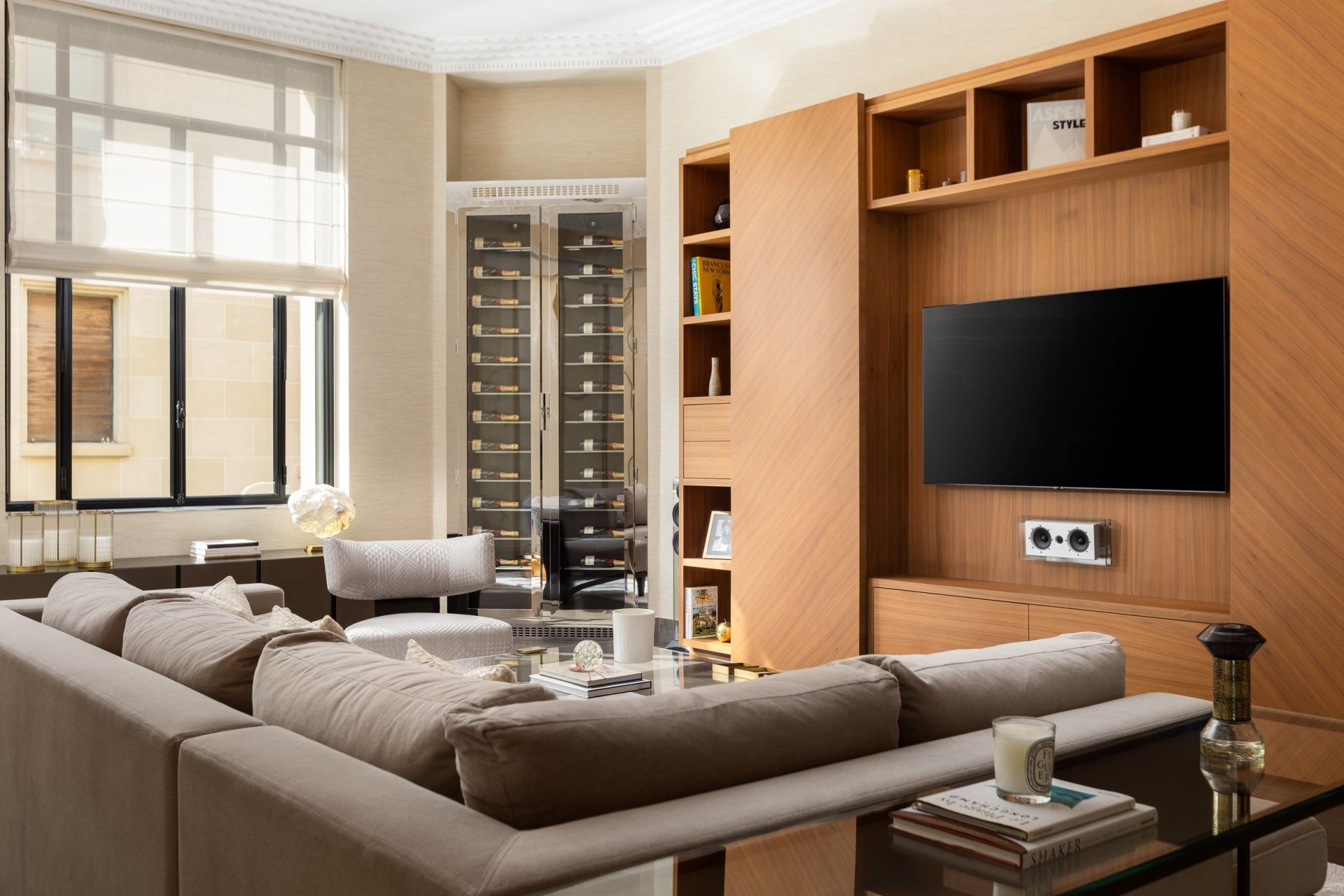 apartment 7 Rooms for sale on PARIS (75016)