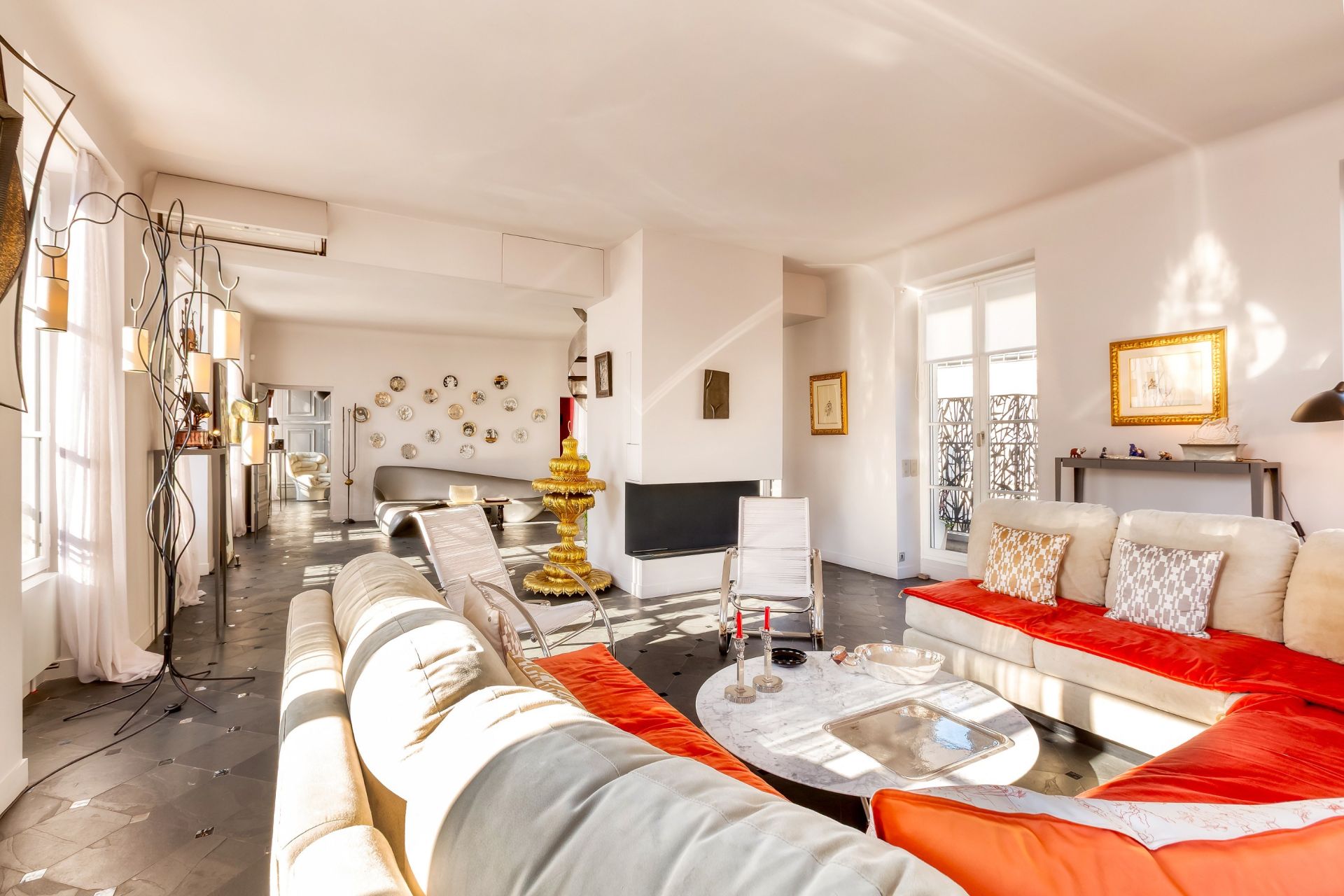 apartment 5 Rooms for sale on PARIS (75007)