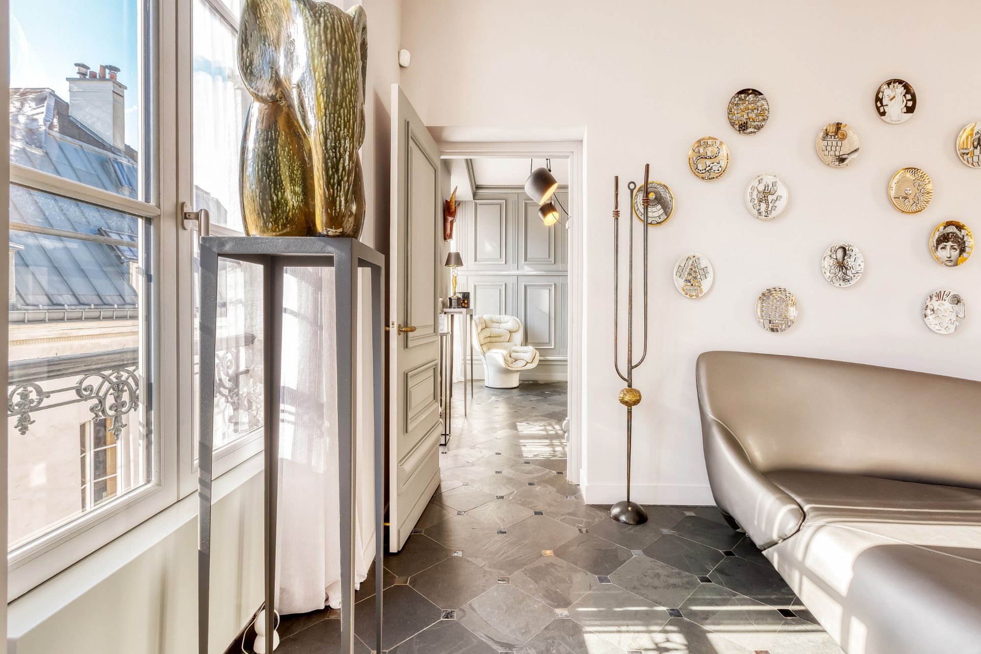 apartment 5 Rooms for sale on PARIS (75007)