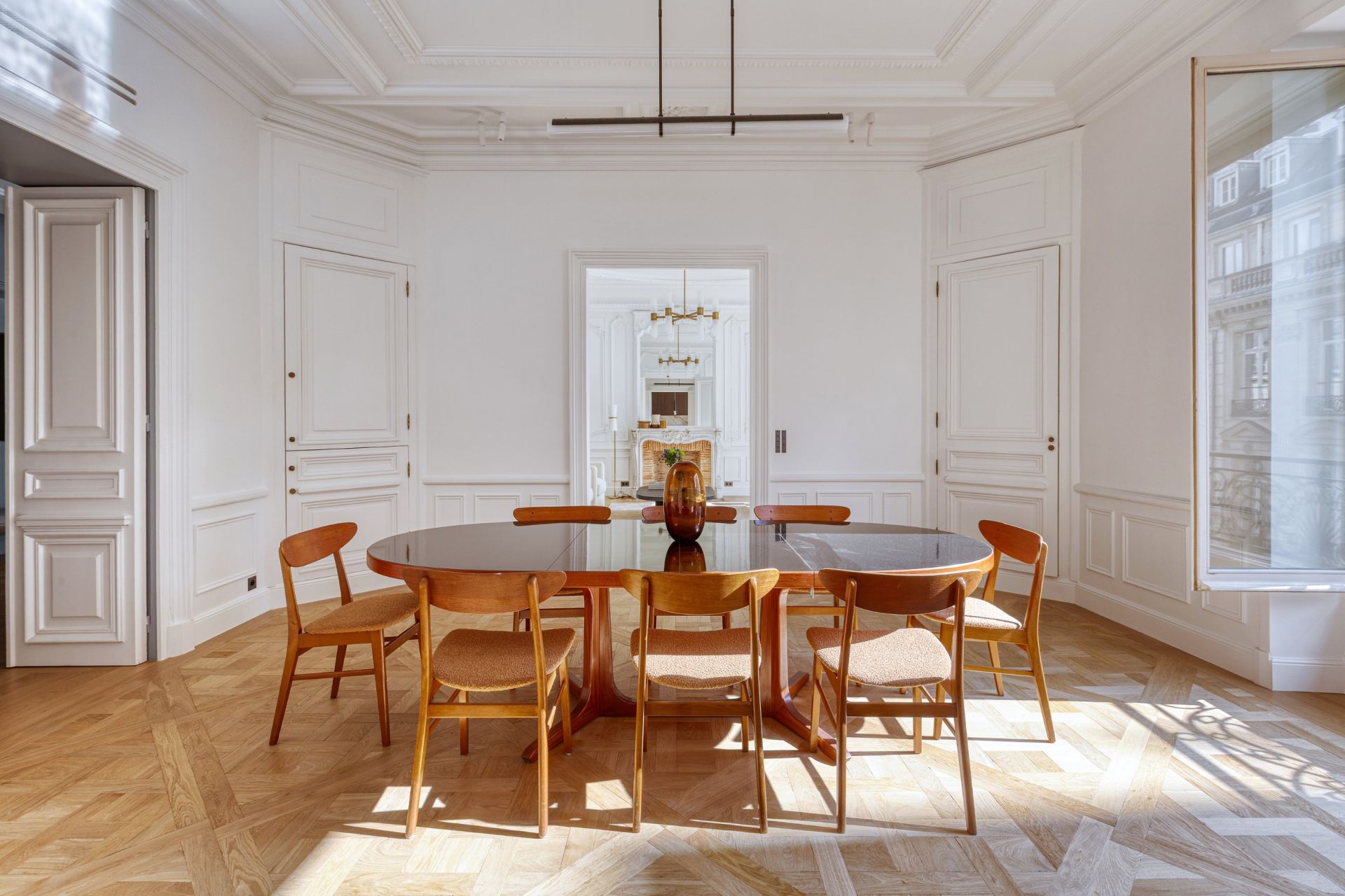 apartment 5 Rooms for sale on PARIS (75008)