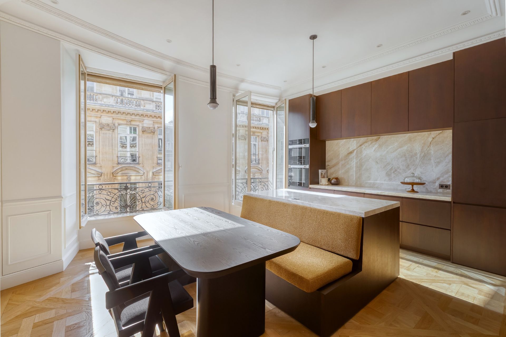 apartment 5 Rooms for sale on PARIS (75008)