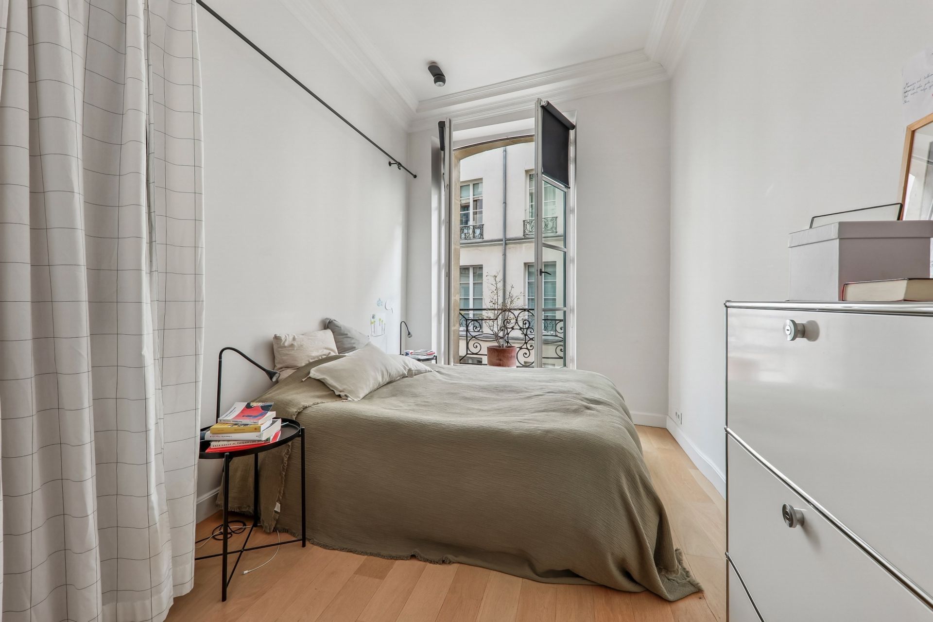 apartment 3 Rooms for sale on PARIS (75006)
