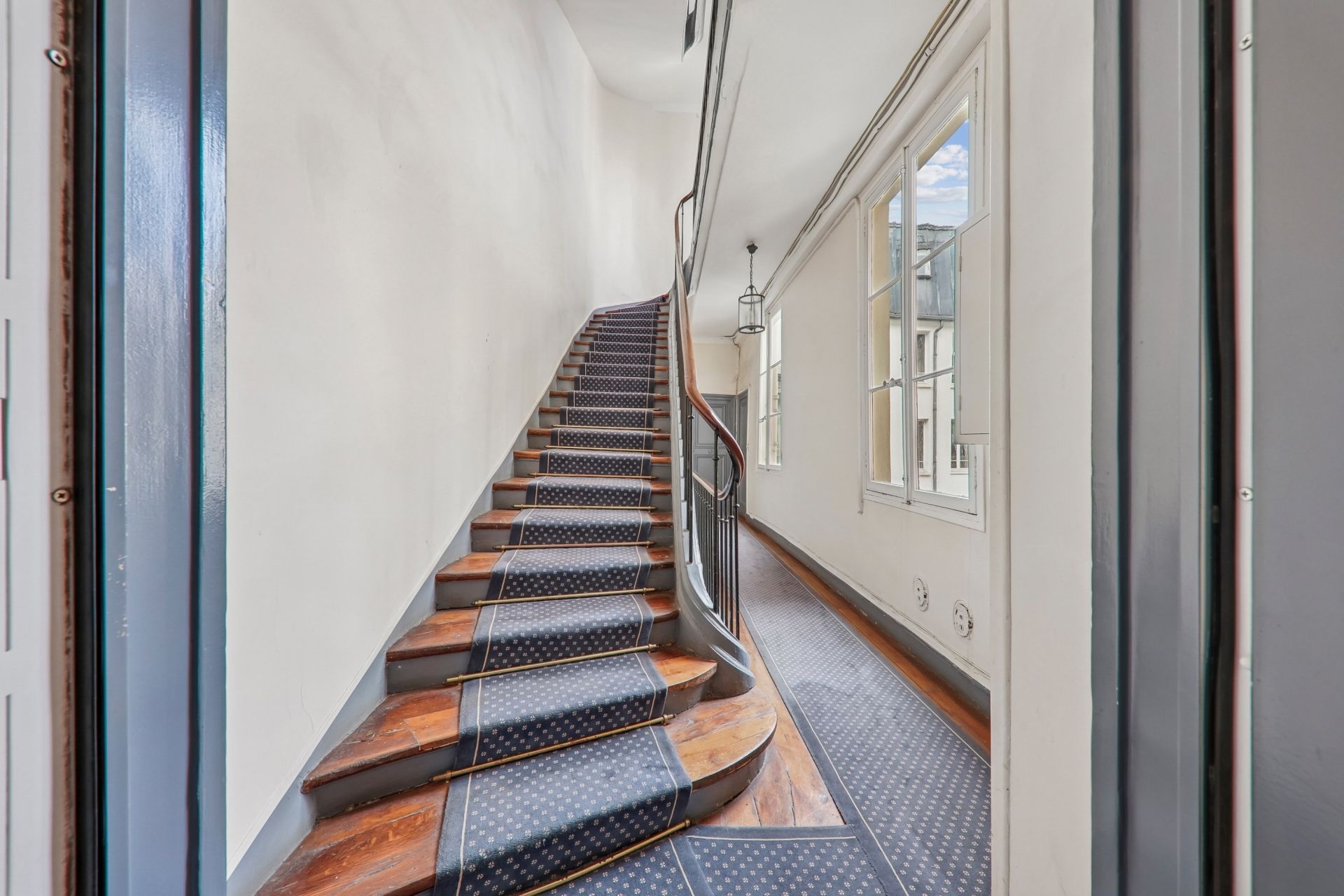 apartment 3 Rooms for sale on PARIS (75006)