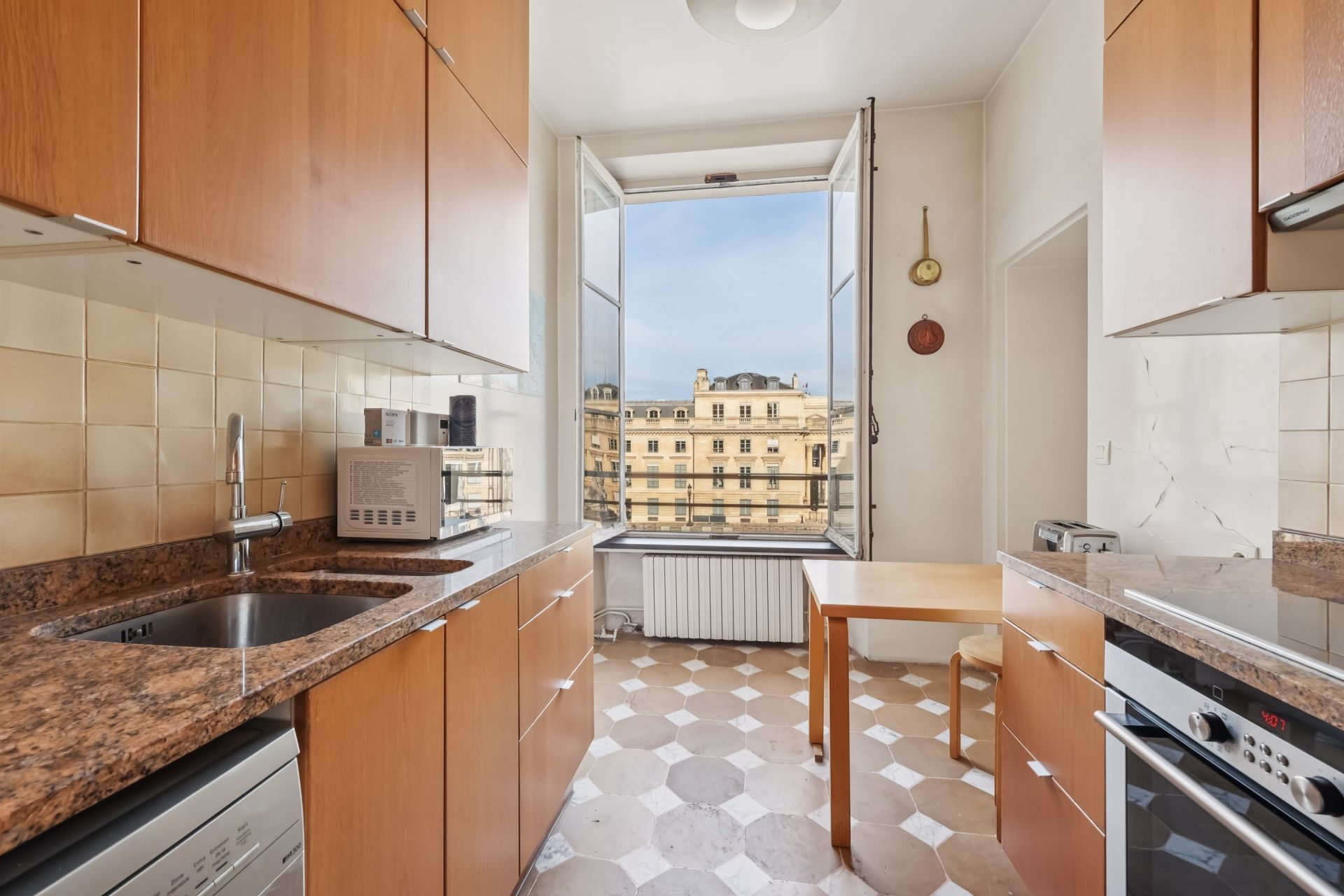 appartement 4 Pièces en vente sur PARIS (75007)