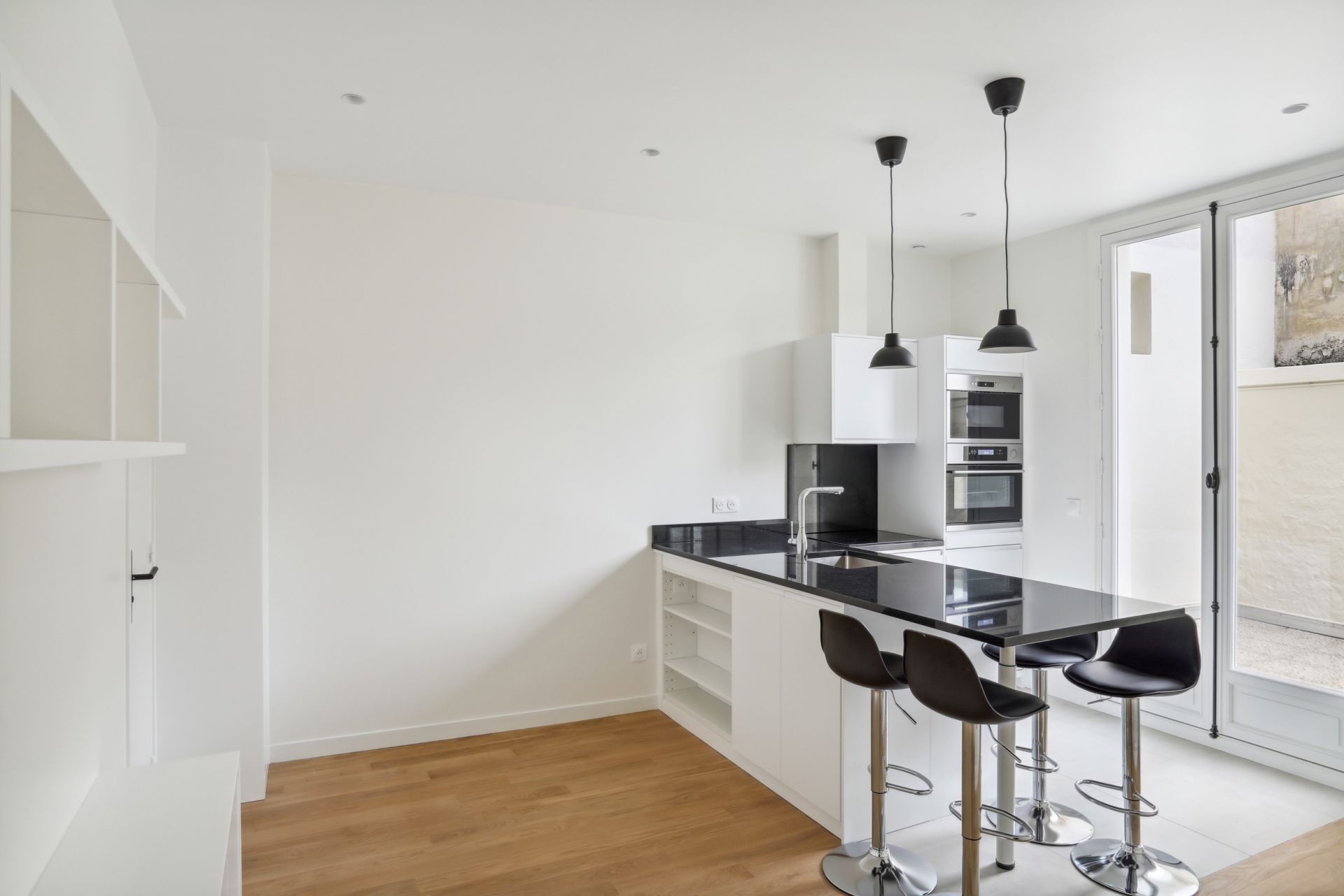 apartment 2 Rooms for rent on PARIS (75007)