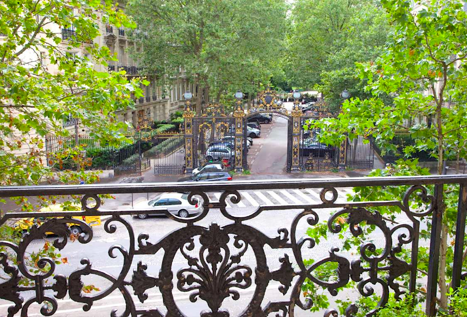 apartment 10 Rooms for sale on PARIS (75008)