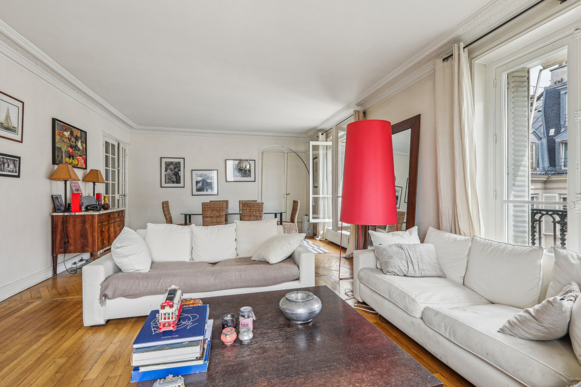 apartment 7 Rooms for sale on PARIS (75007)