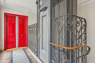 Sale Apartment Paris 7 7&nbsp;Rooms 179&nbsp;m²