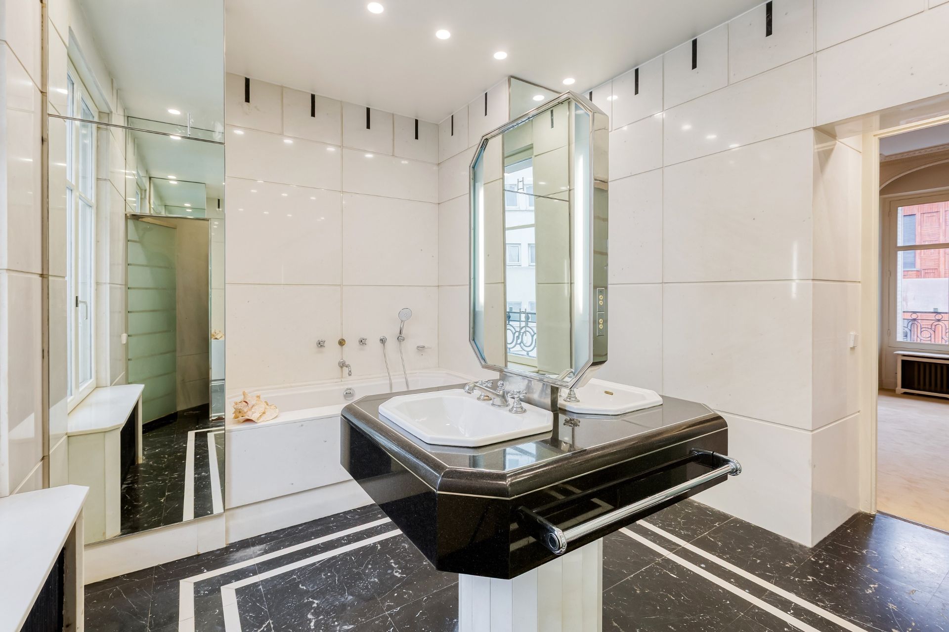 maison 11 Pièces en vente sur NEUILLY SUR SEINE (92200)