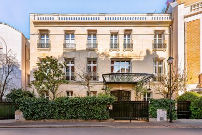 Vente Maison Neuilly-sur-Seine 11&nbsp;Pièces 1138&nbsp;m²