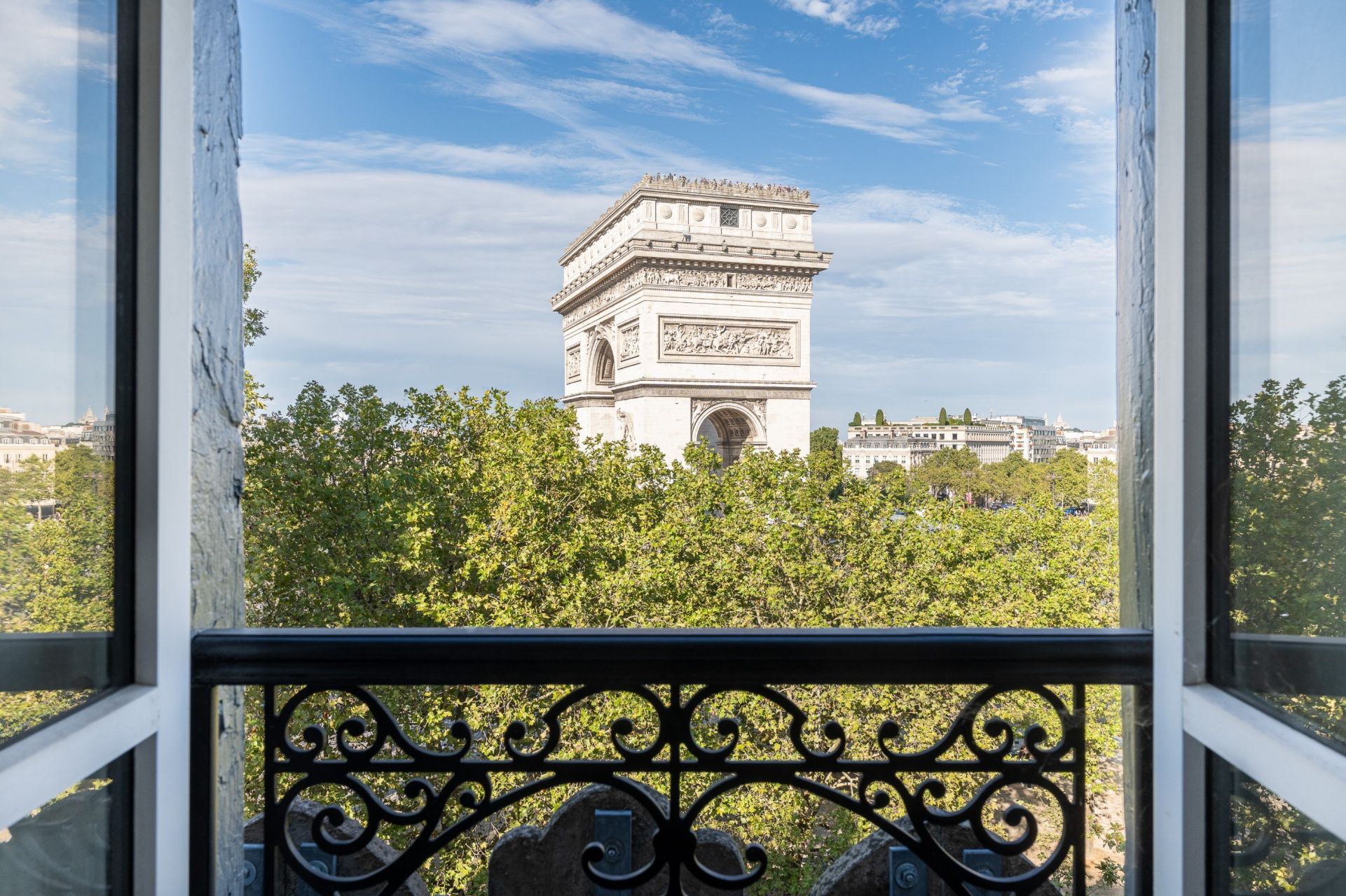 apartment 4 Rooms for sale on PARIS (75016)