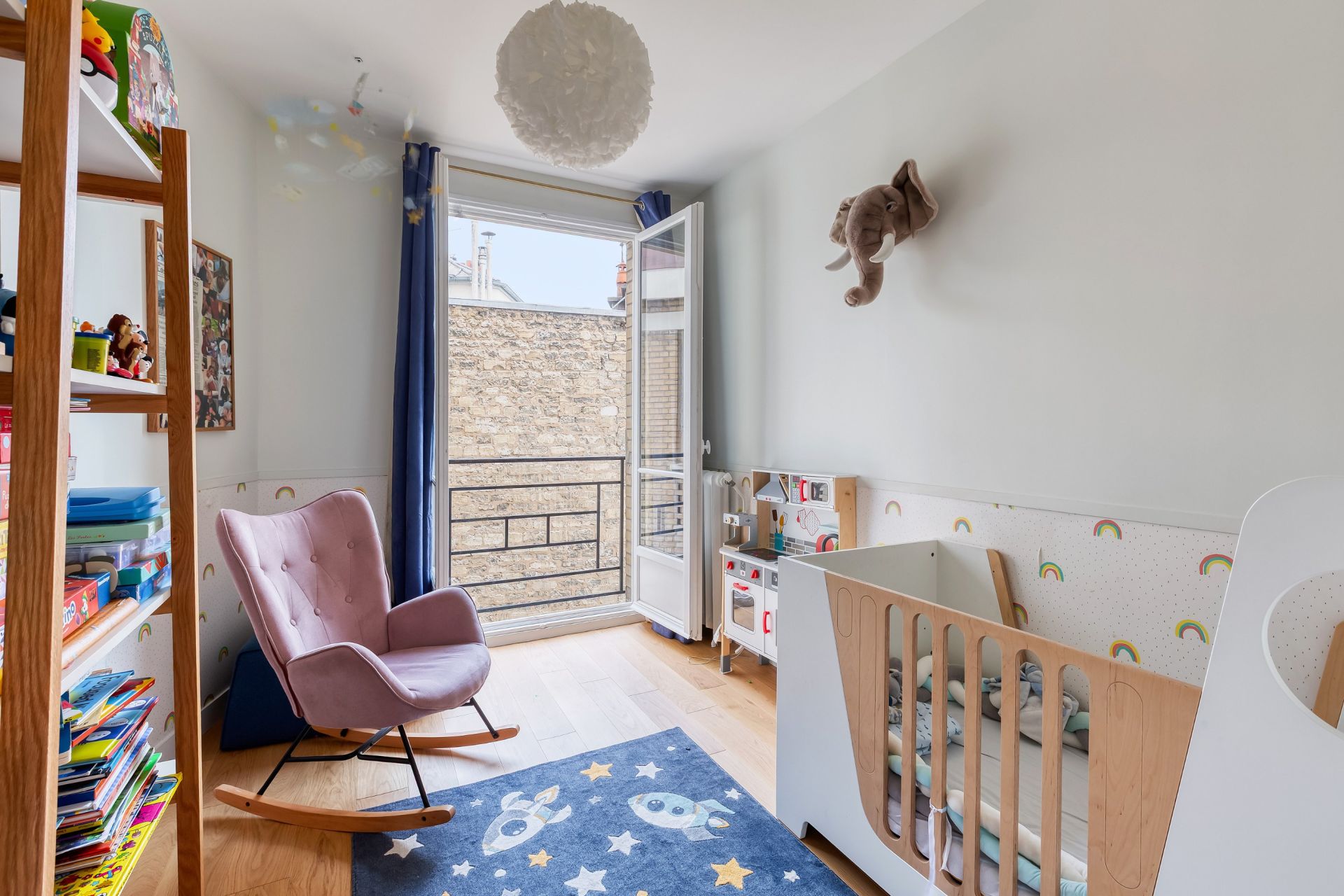 apartment 6 Rooms for sale on PARIS (75016)