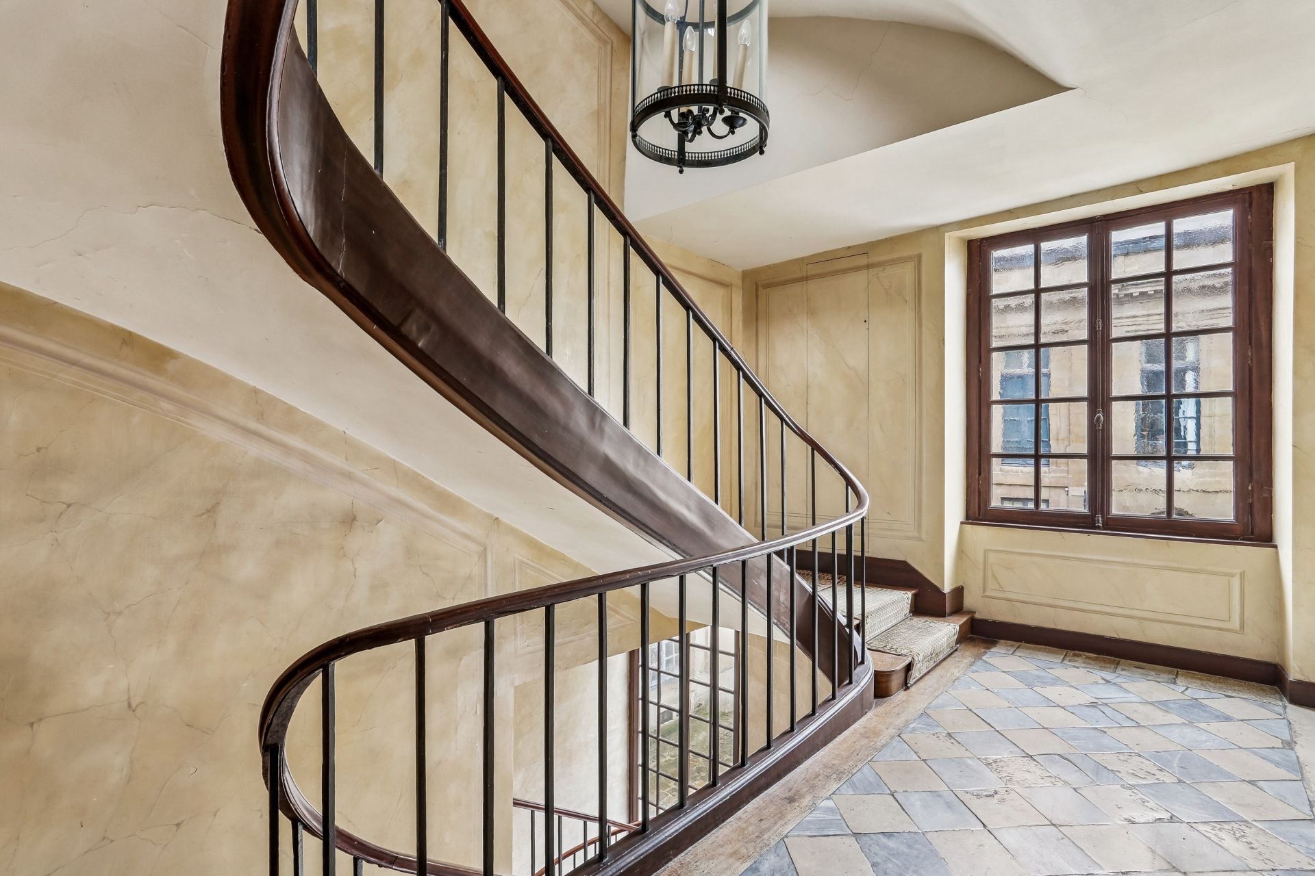 apartment 4 Rooms for rent on PARIS (75006)