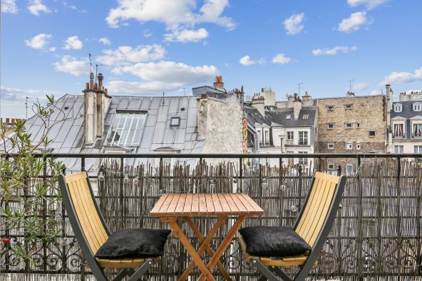 Sale Apartment Paris 9 4&nbsp;Rooms 101&nbsp;m²