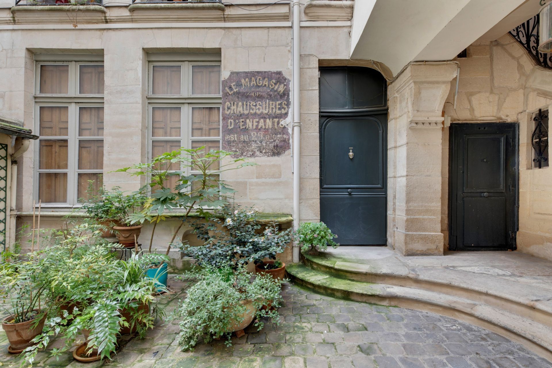 apartment 3 Rooms for sale on PARIS (75004)